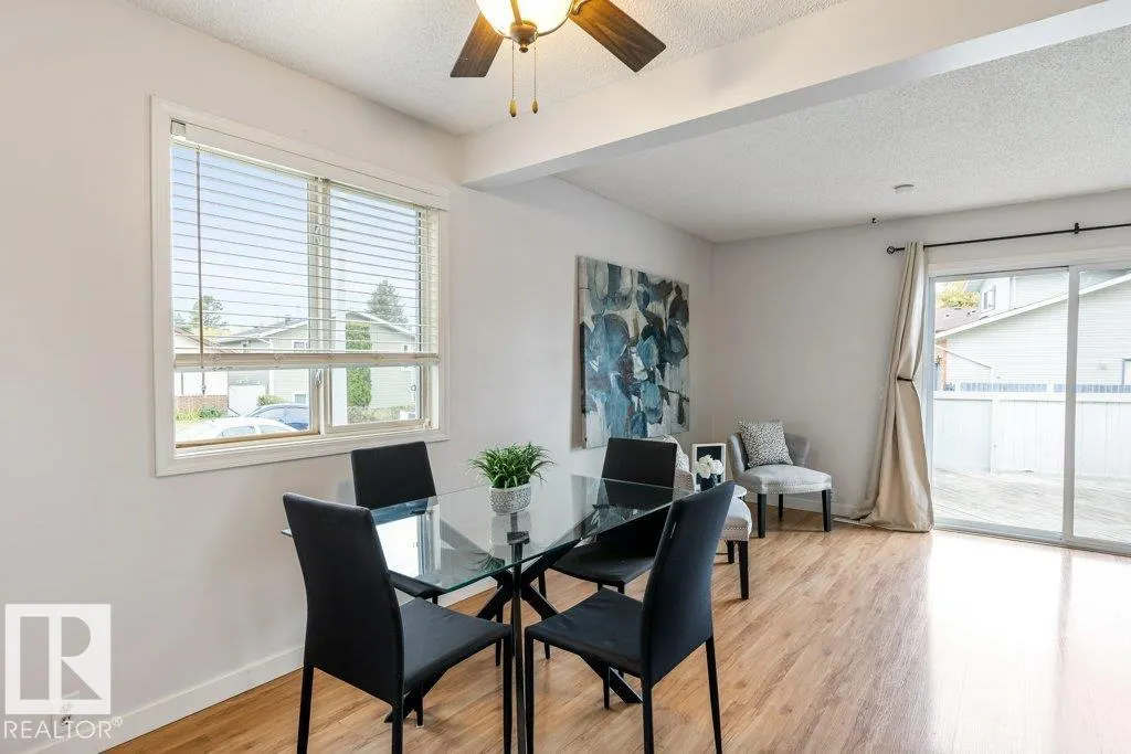 100 WESTRIDGE Crescent
