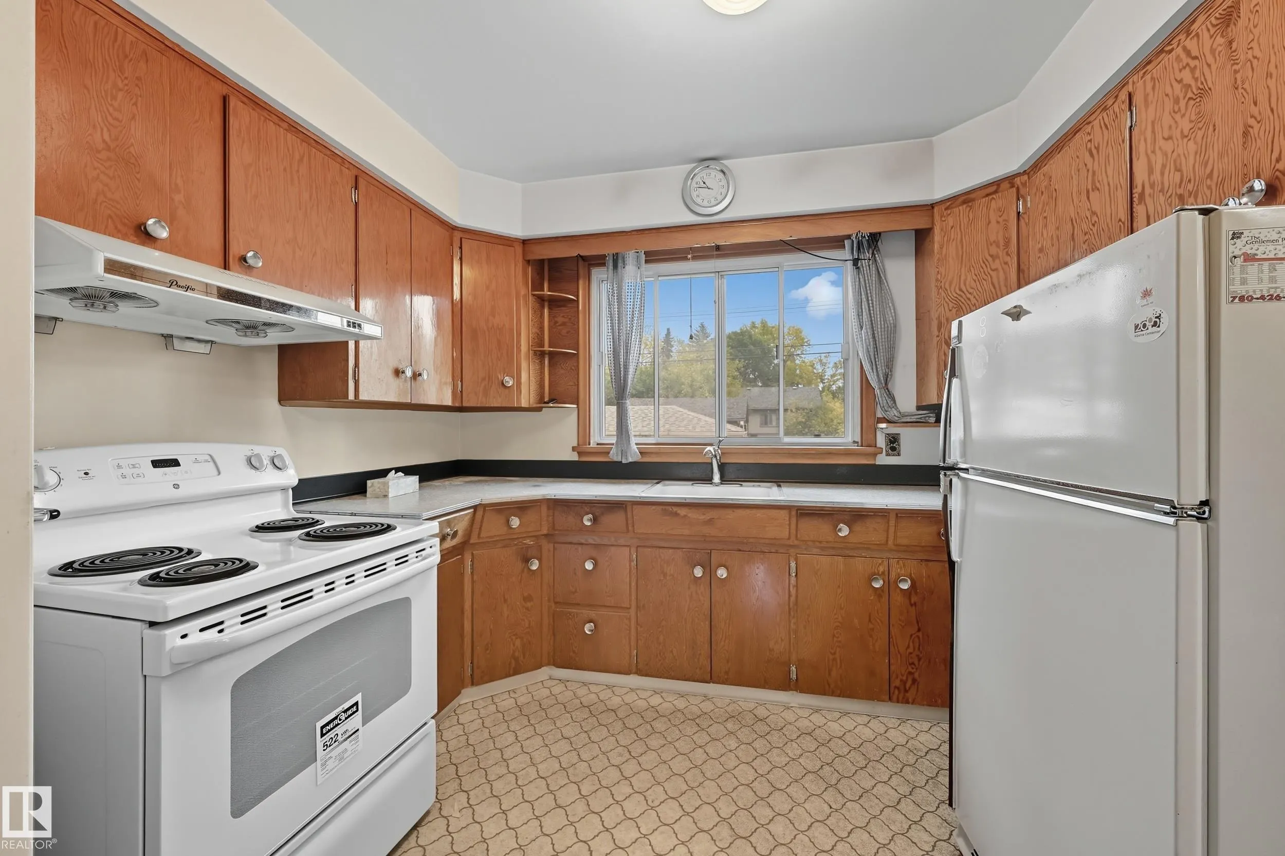 10907 149 Street