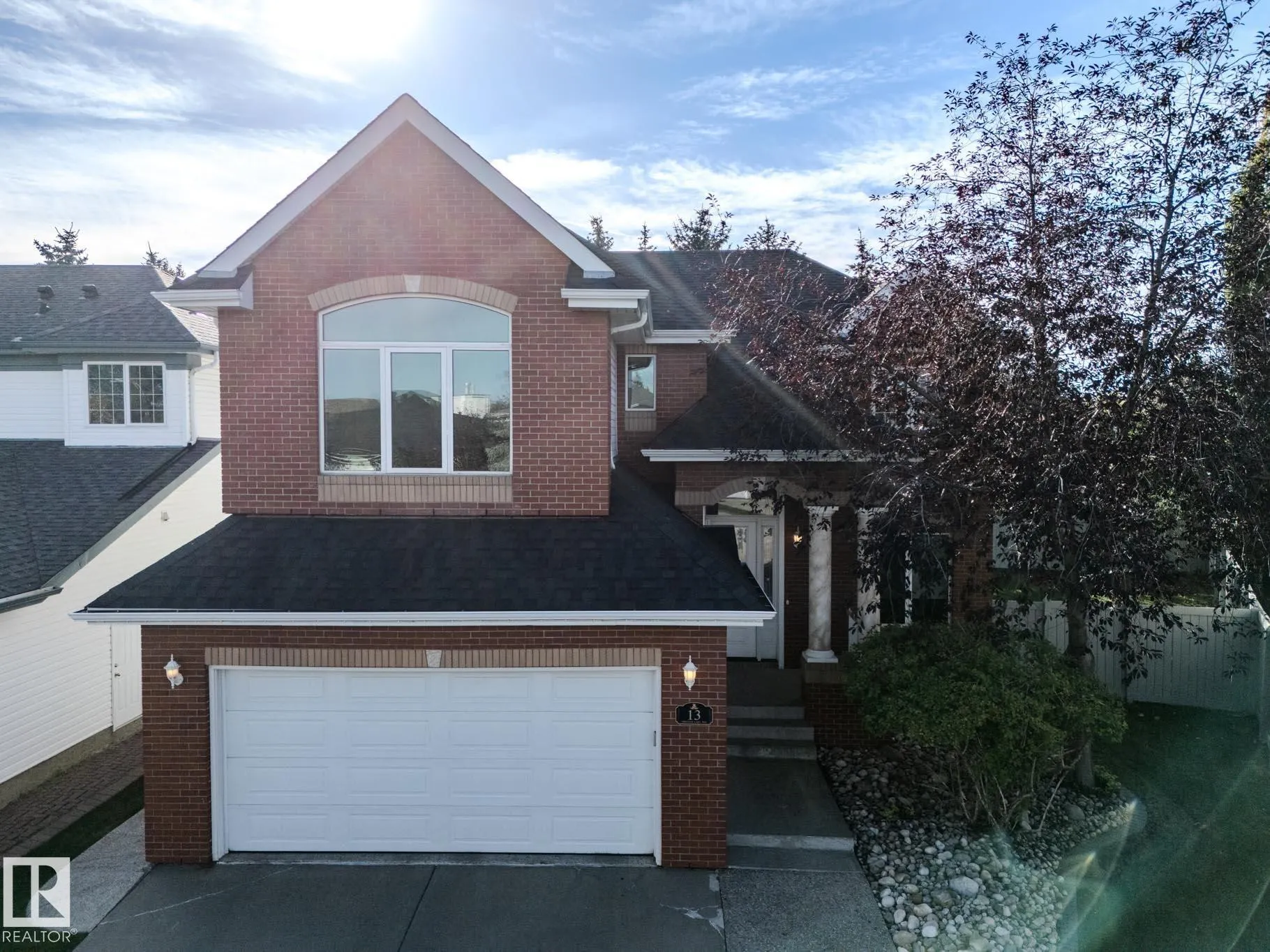 13 HERITAGE LAKE Way