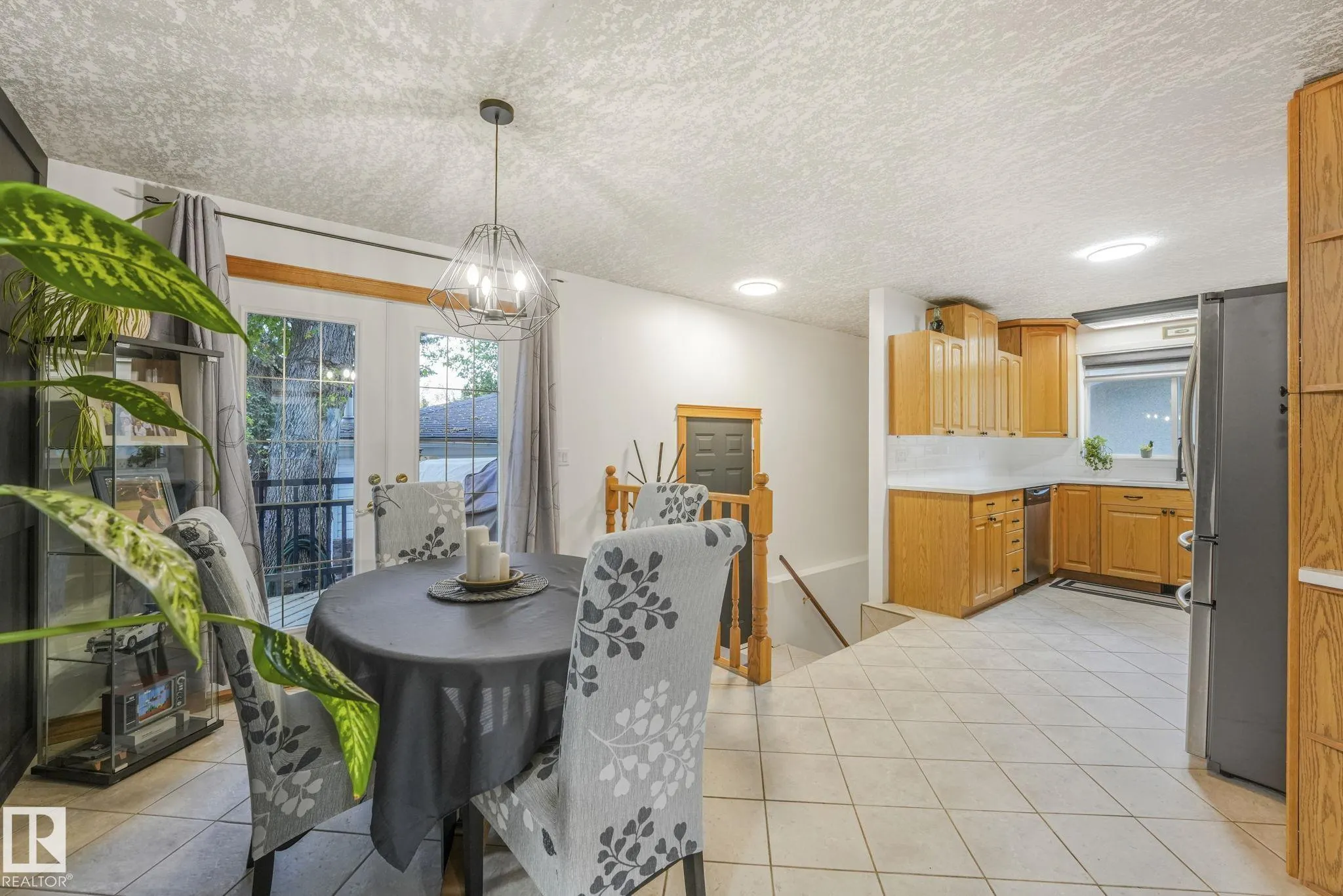 135 MARION Drive