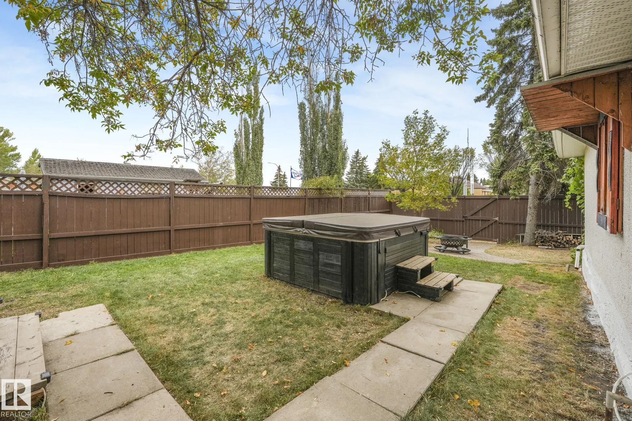 135 MARION Drive