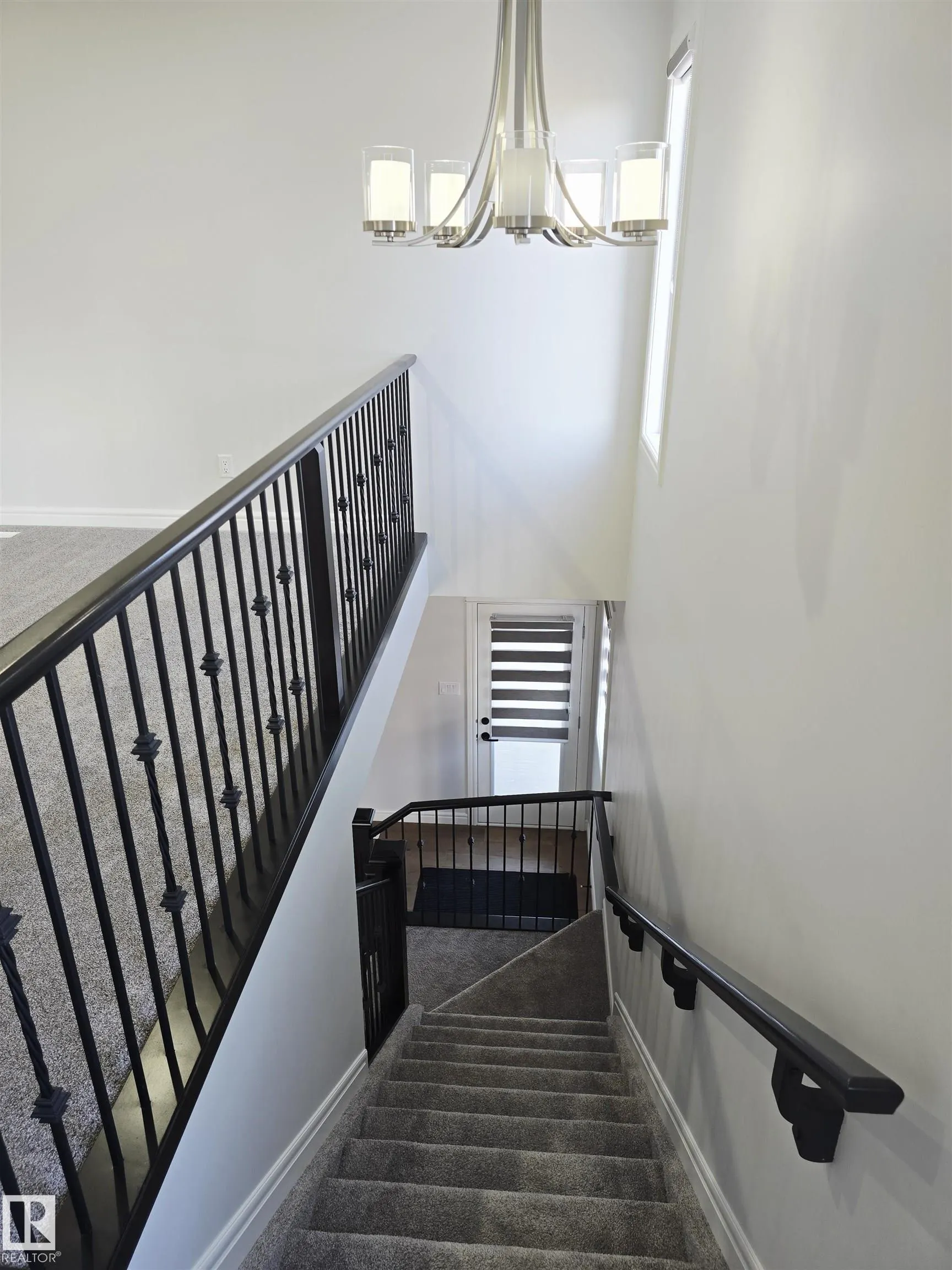 449 CONROY Crescent