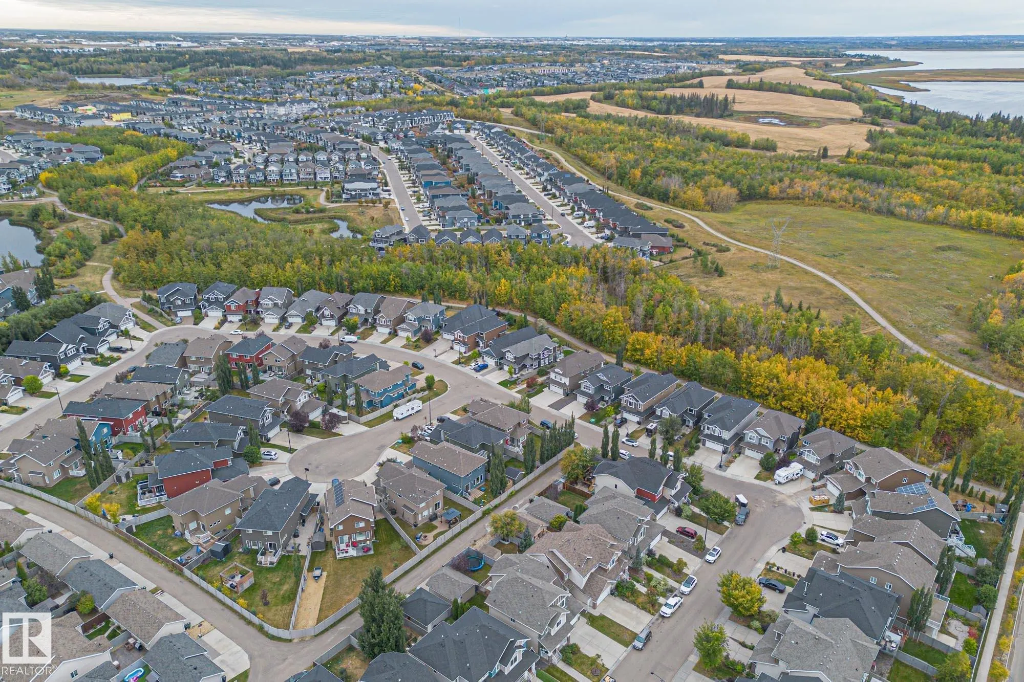 2390 SPARROW Crescent