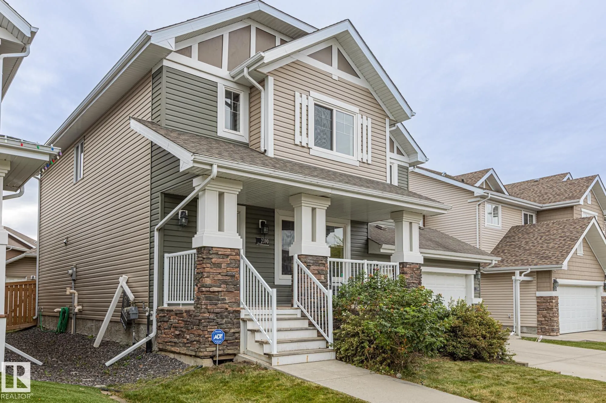2390 SPARROW Crescent