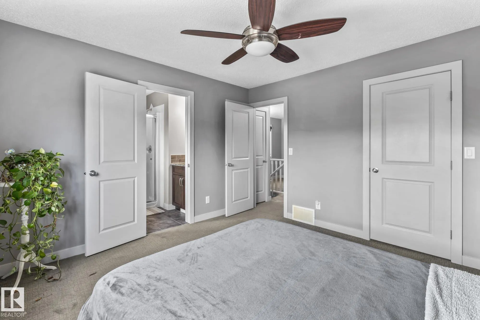 2390 SPARROW Crescent