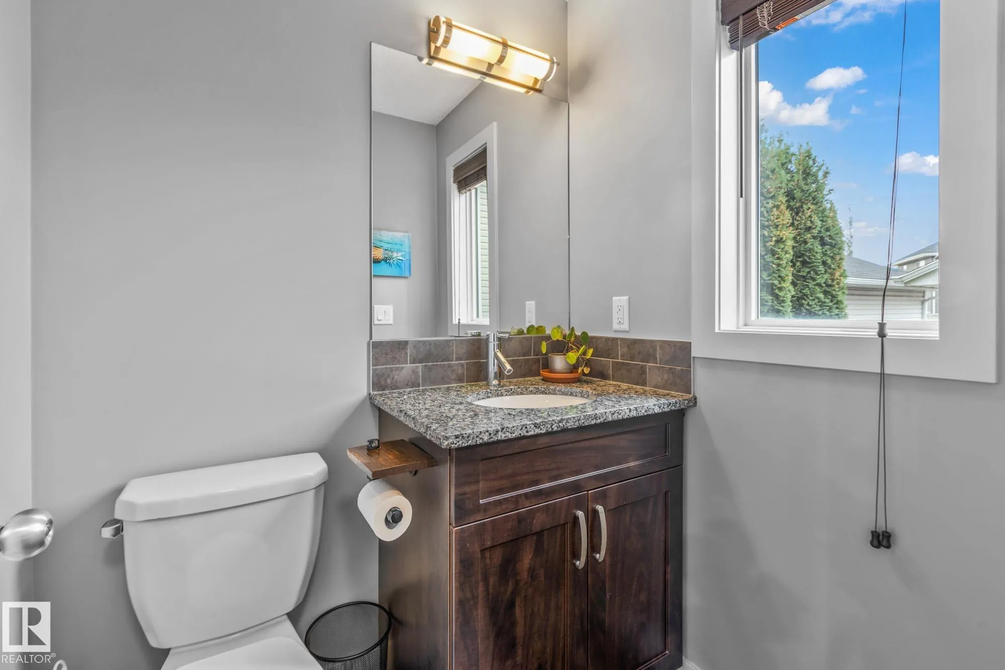 2390 SPARROW Crescent
