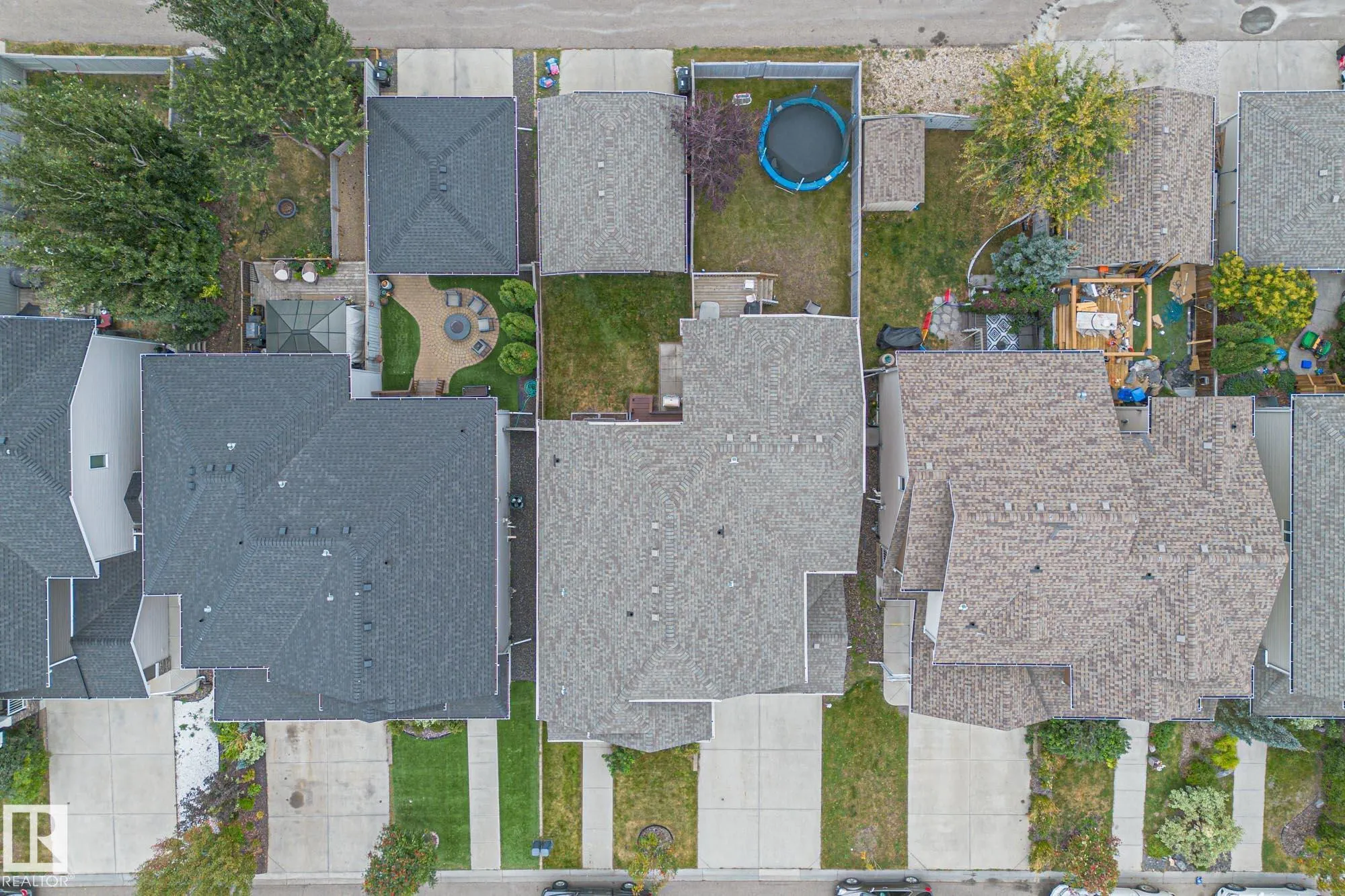 2390 SPARROW Crescent