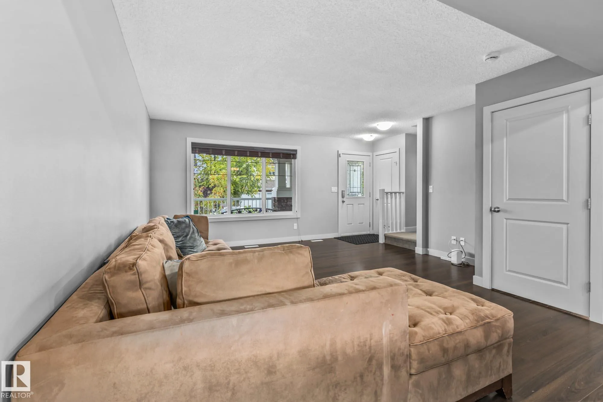 2390 SPARROW Crescent