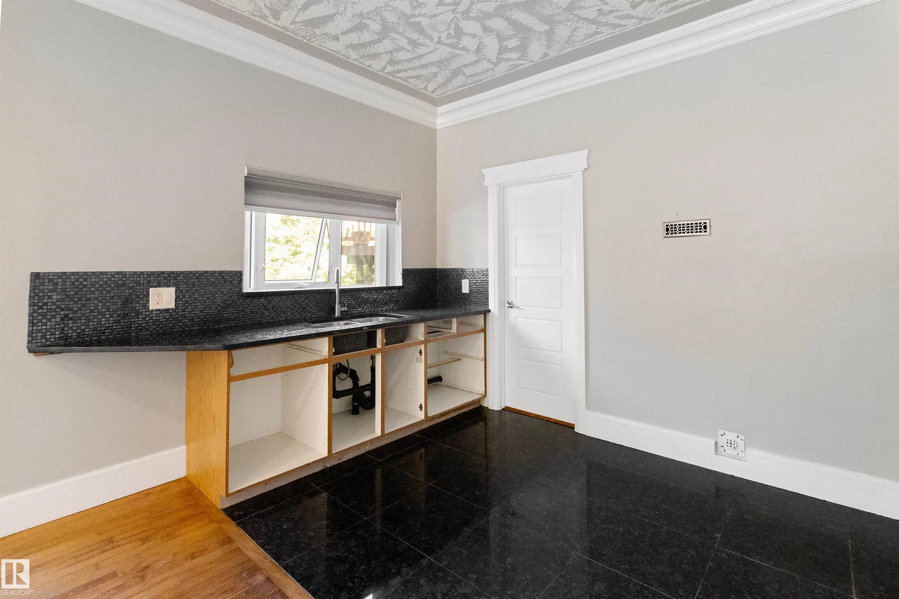 230A 50509 RGE RD 221