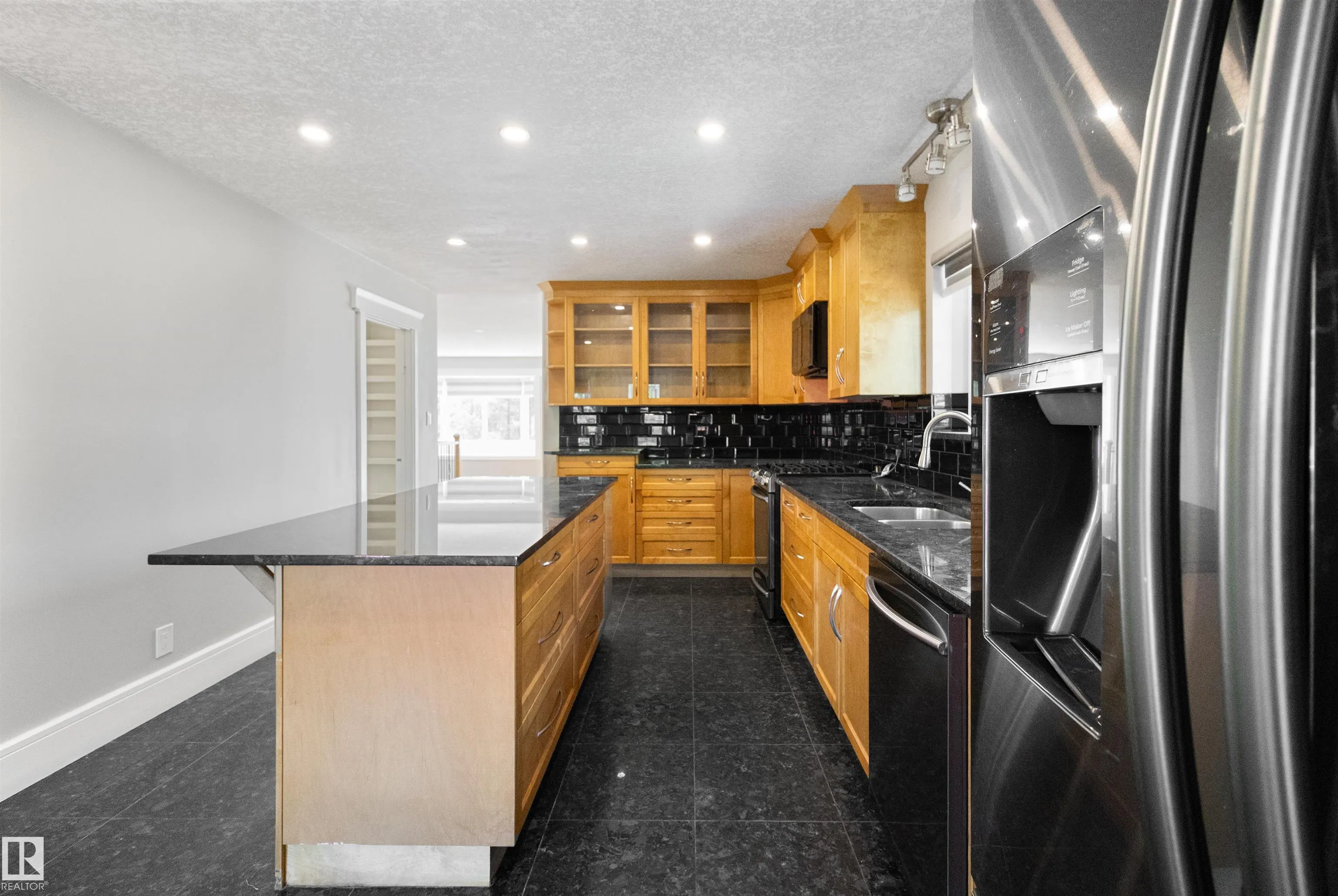 230A 50509 RGE RD 221