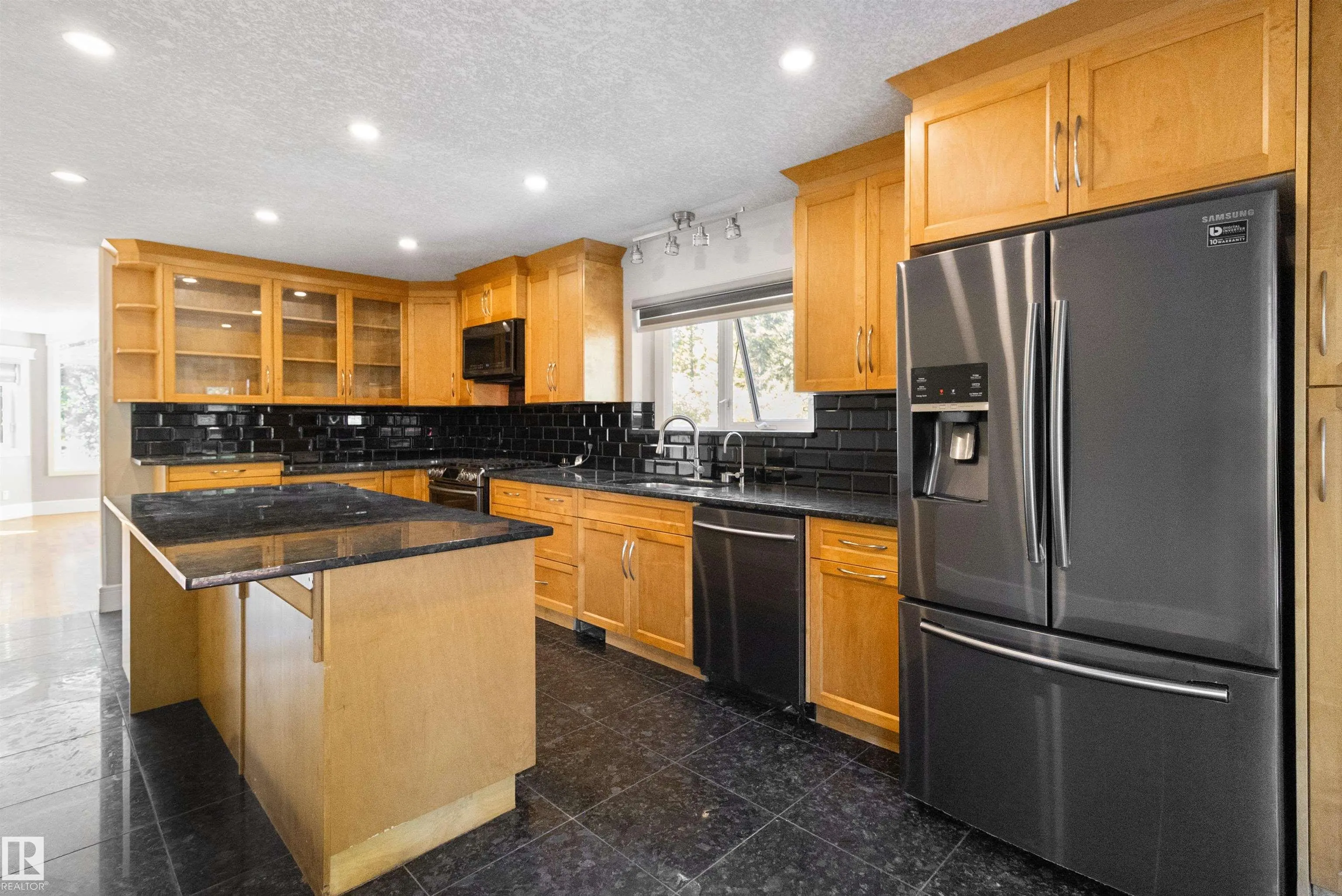 230A 50509 RGE RD 221