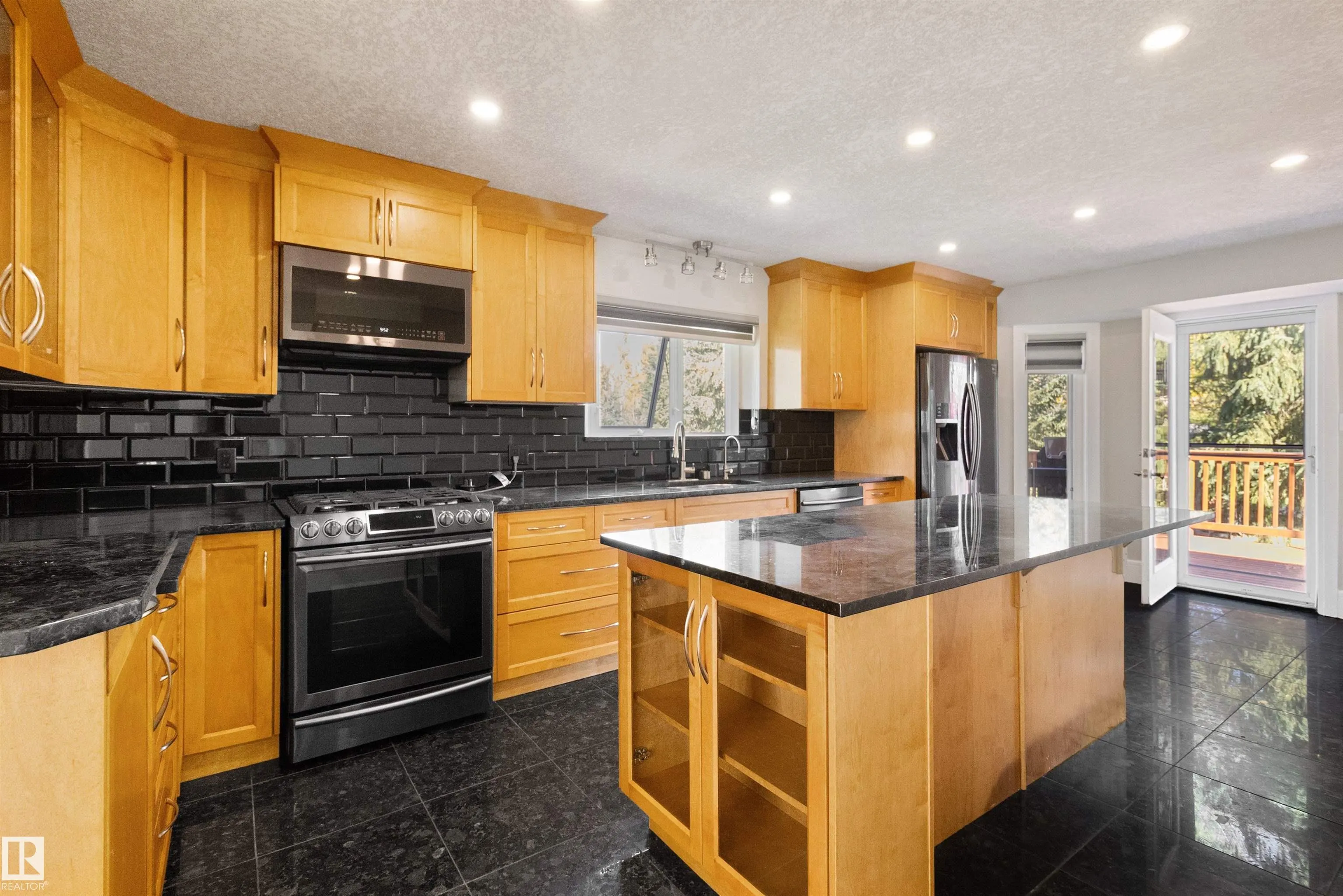 230A 50509 RGE RD 221