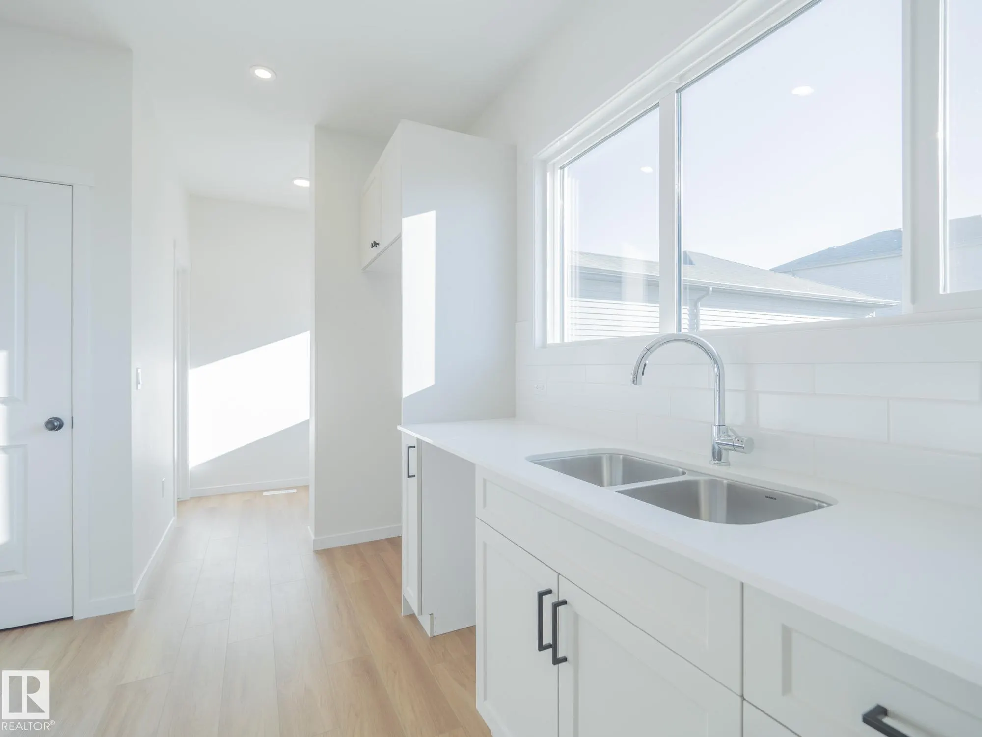 7189 ROSENTHAL Drive