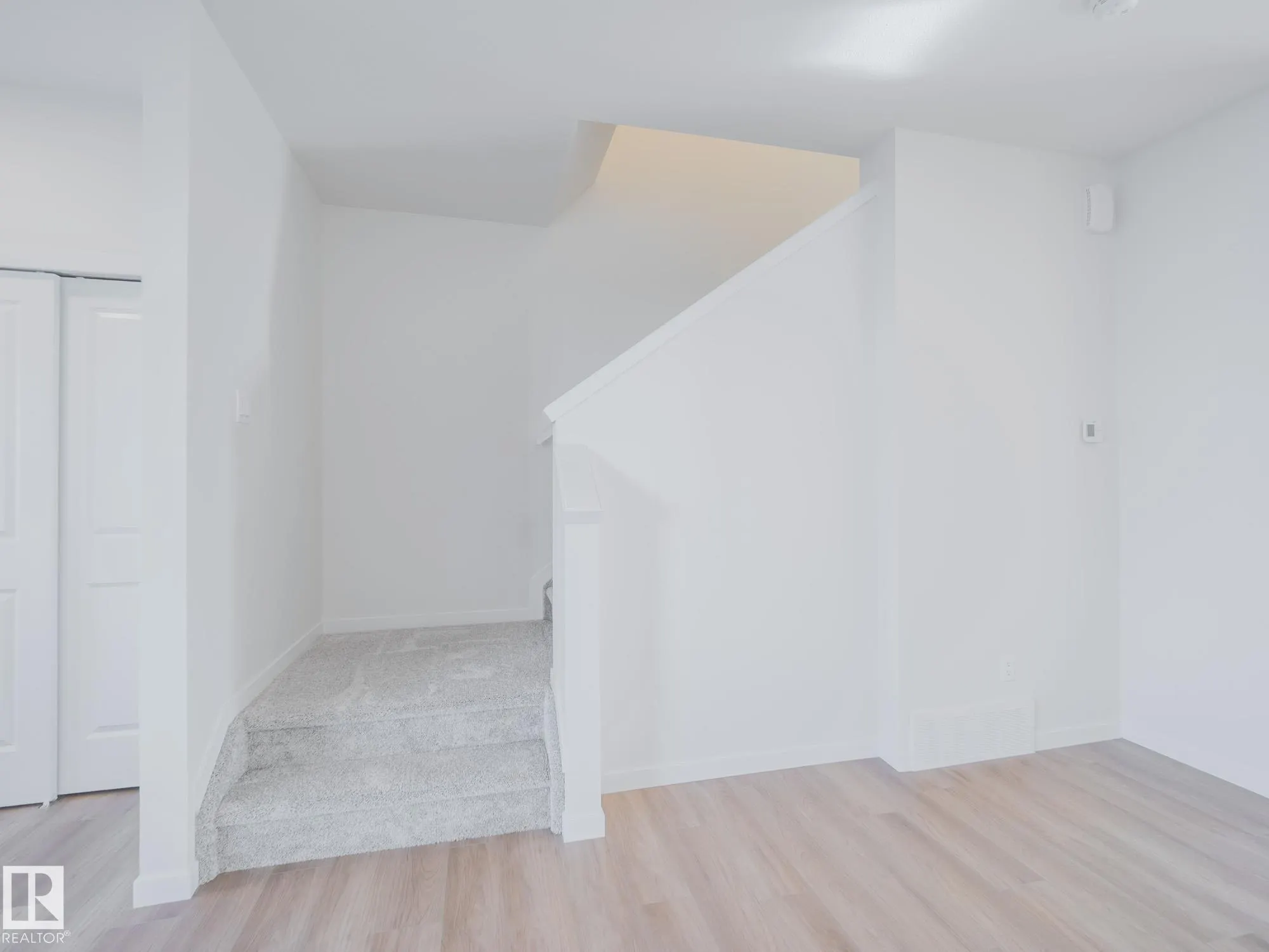 7189 ROSENTHAL Drive