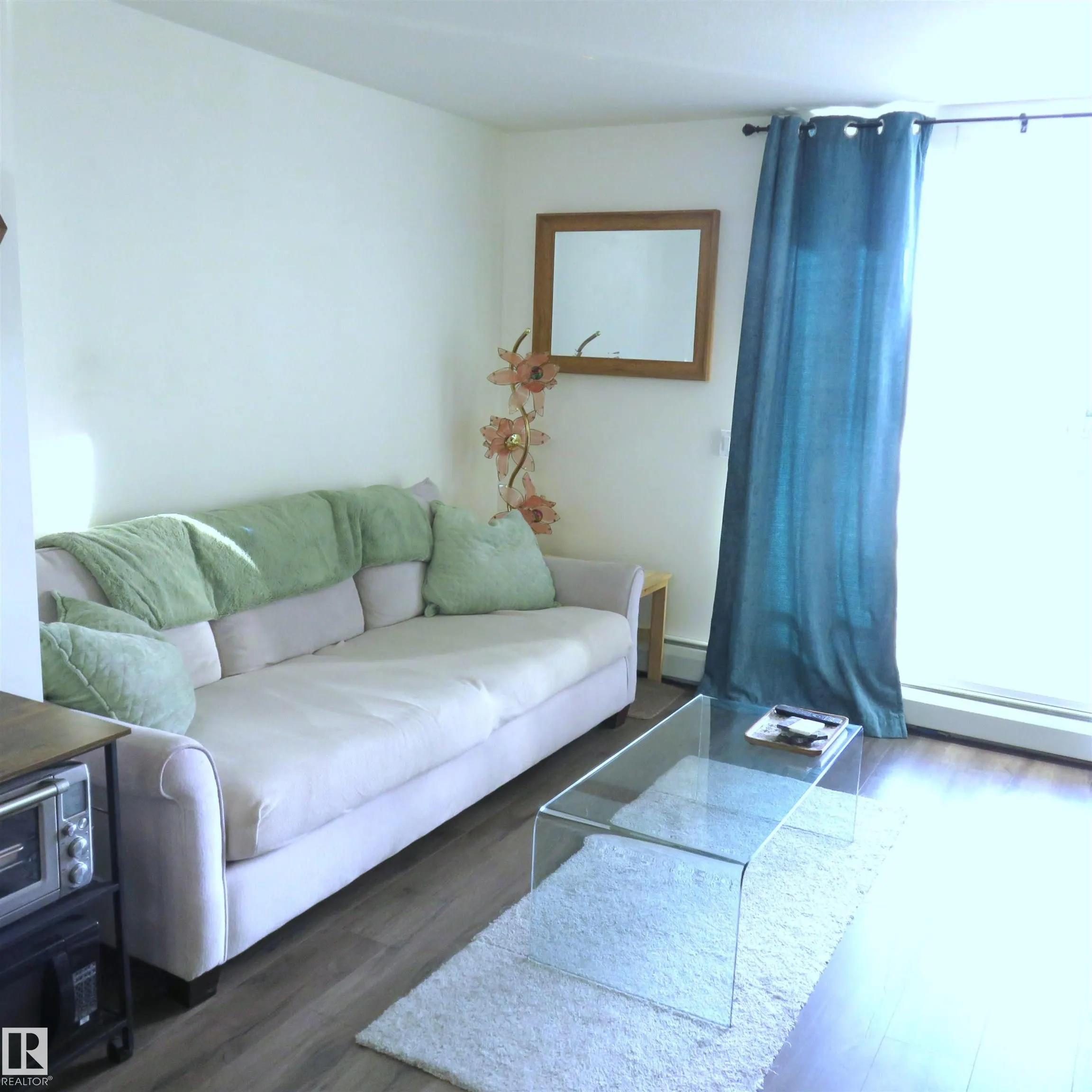 40 Summerwood Boulevard