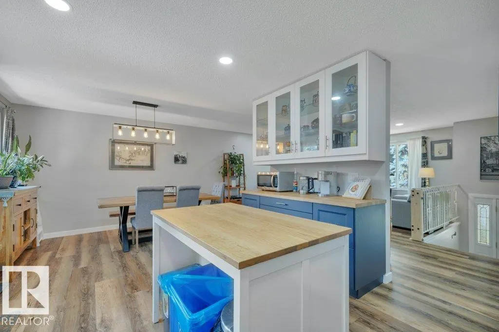 35 LAYDON Drive