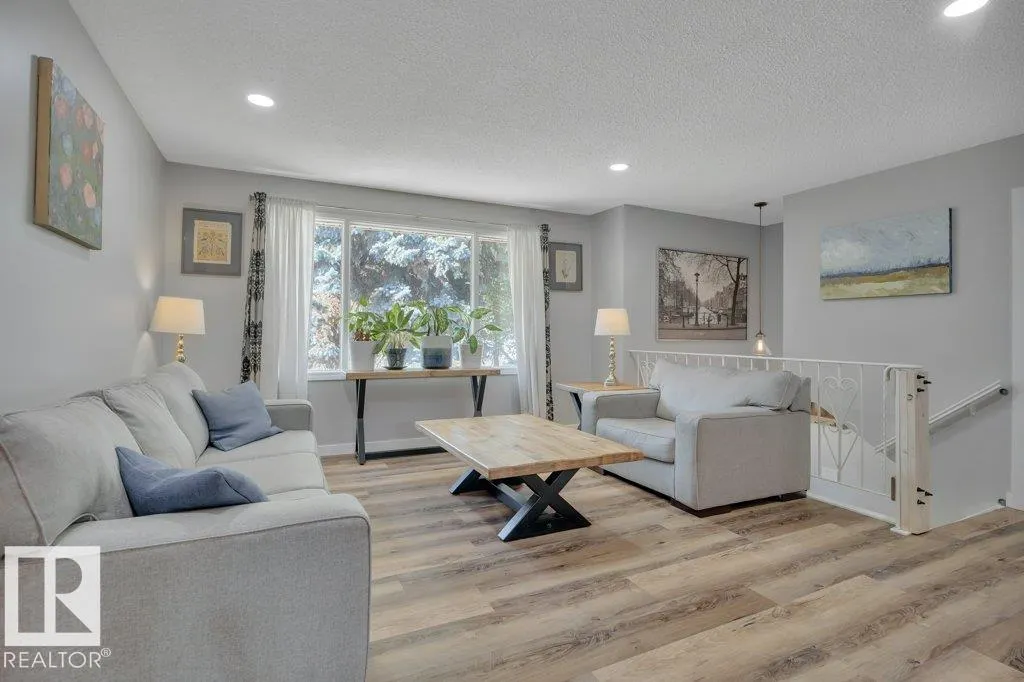35 LAYDON Drive