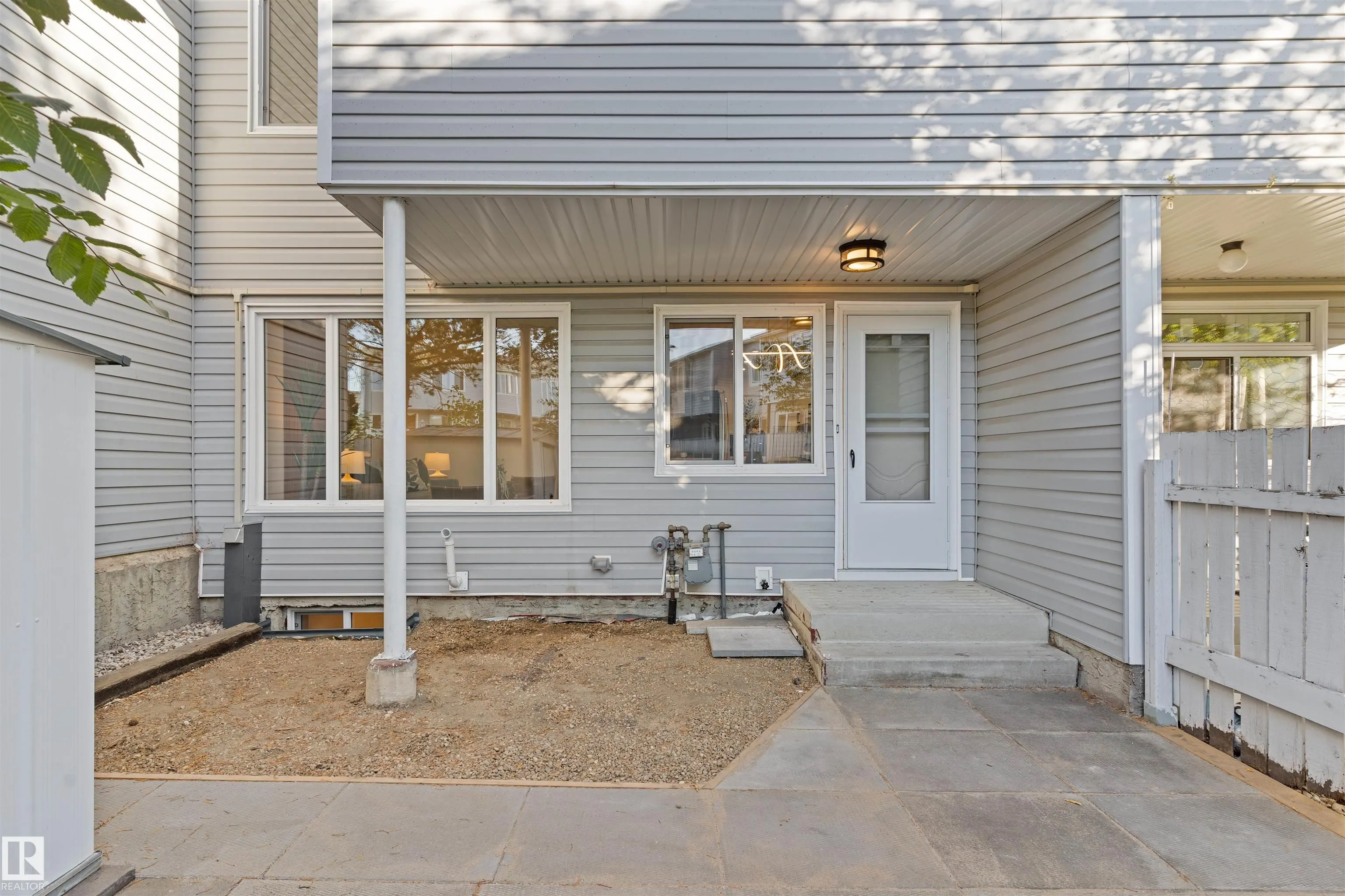 70 AMBERLY Crest