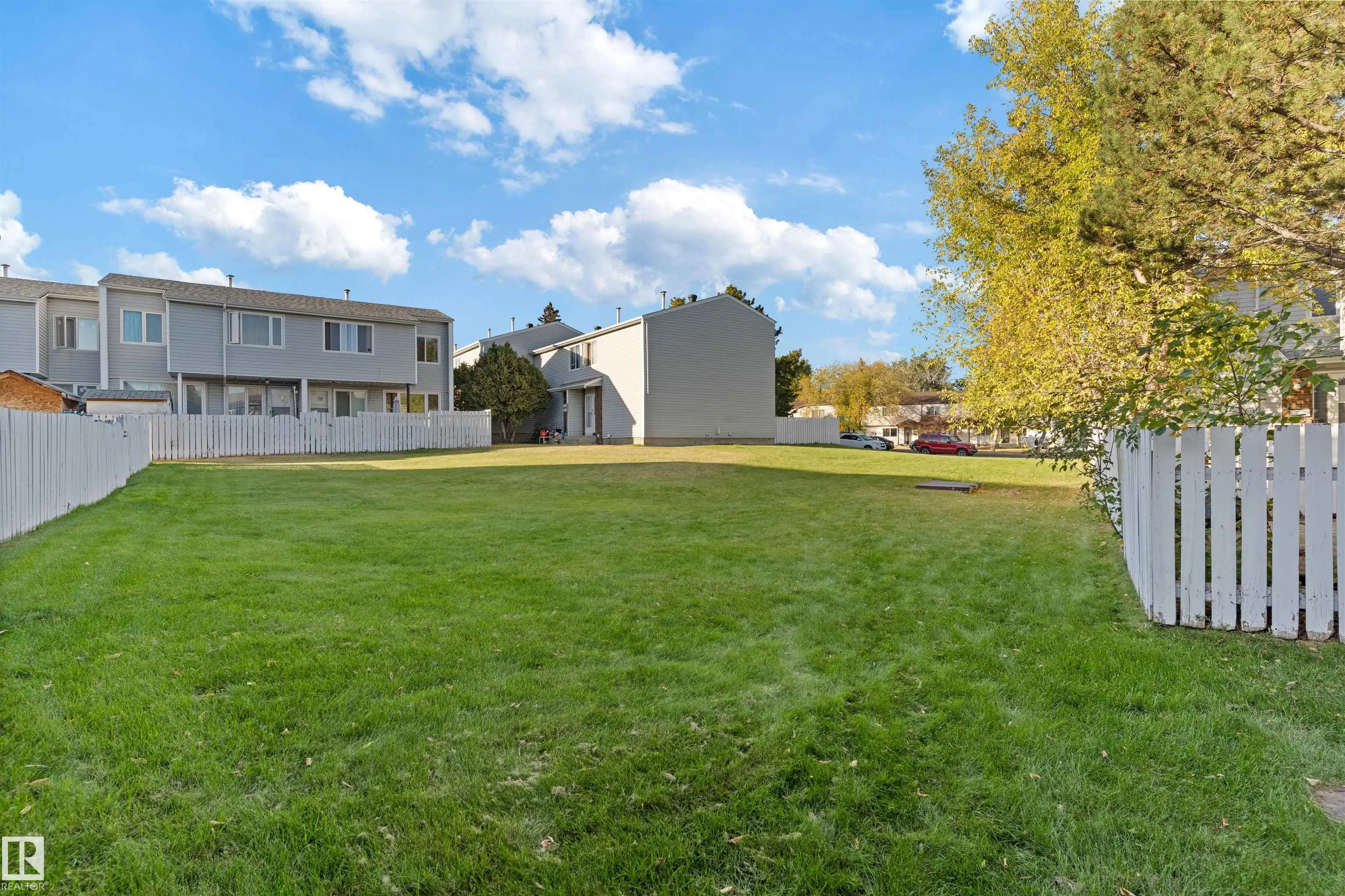 70 AMBERLY Crest