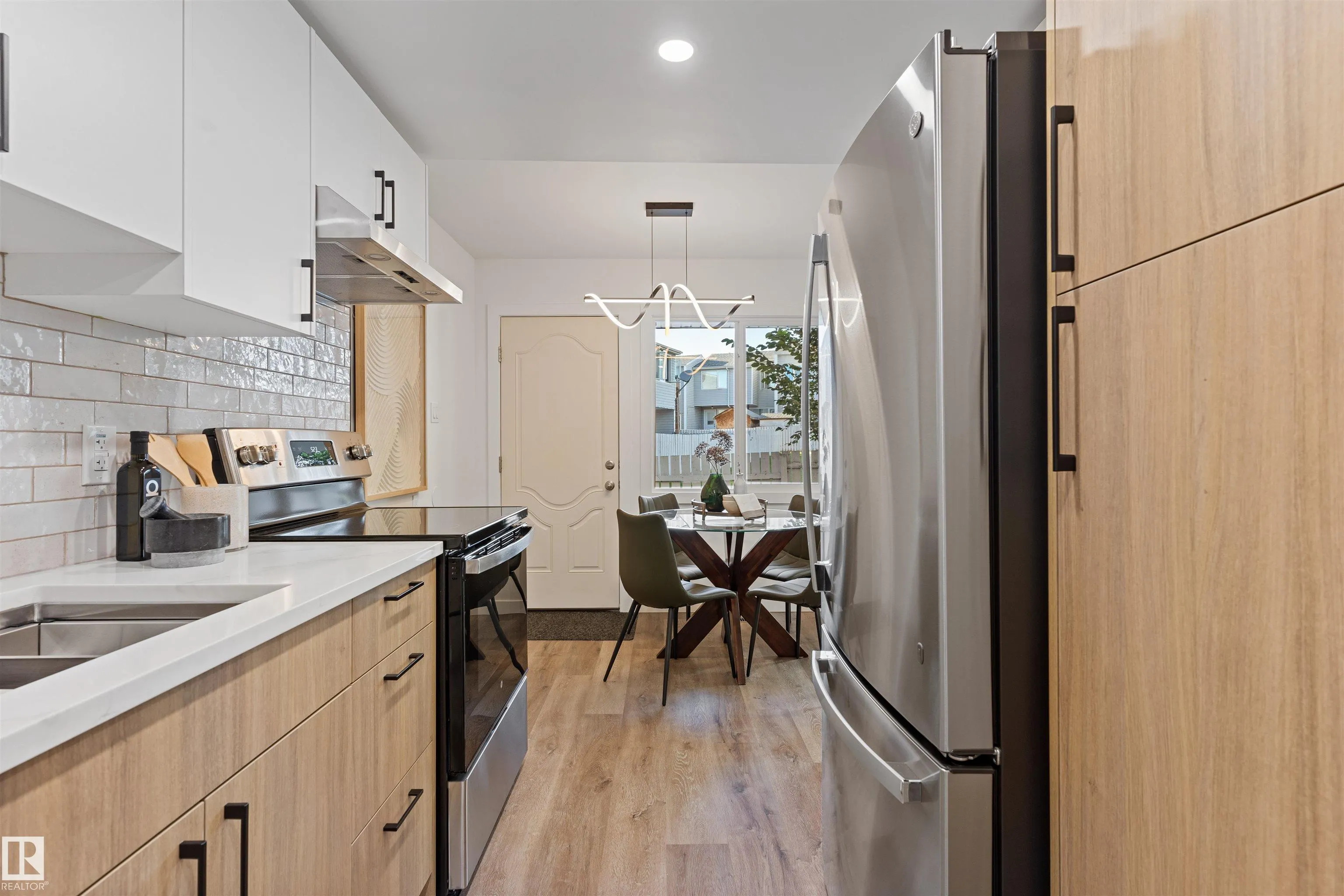 70 AMBERLY Crest