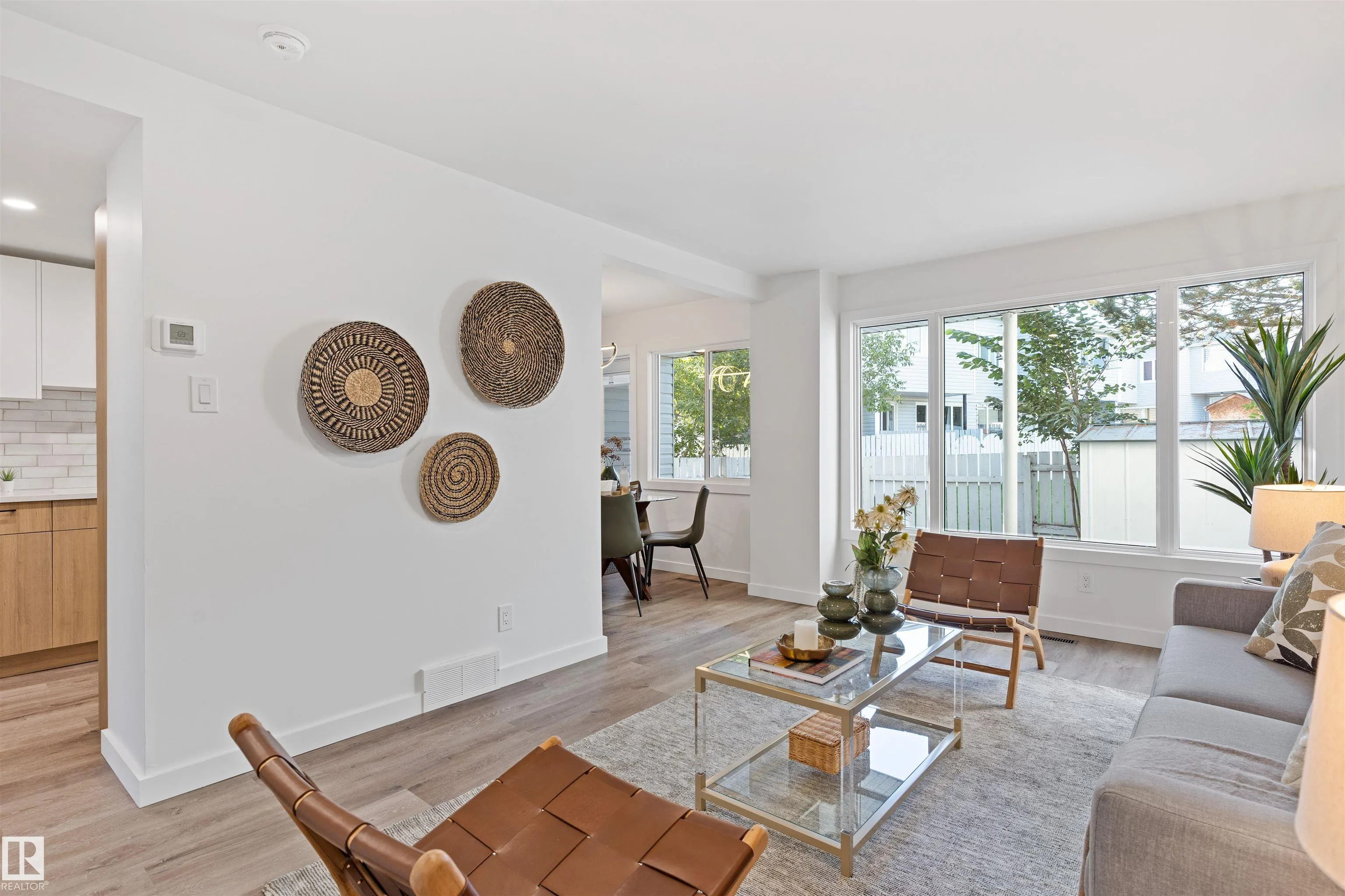 70 AMBERLY Crest