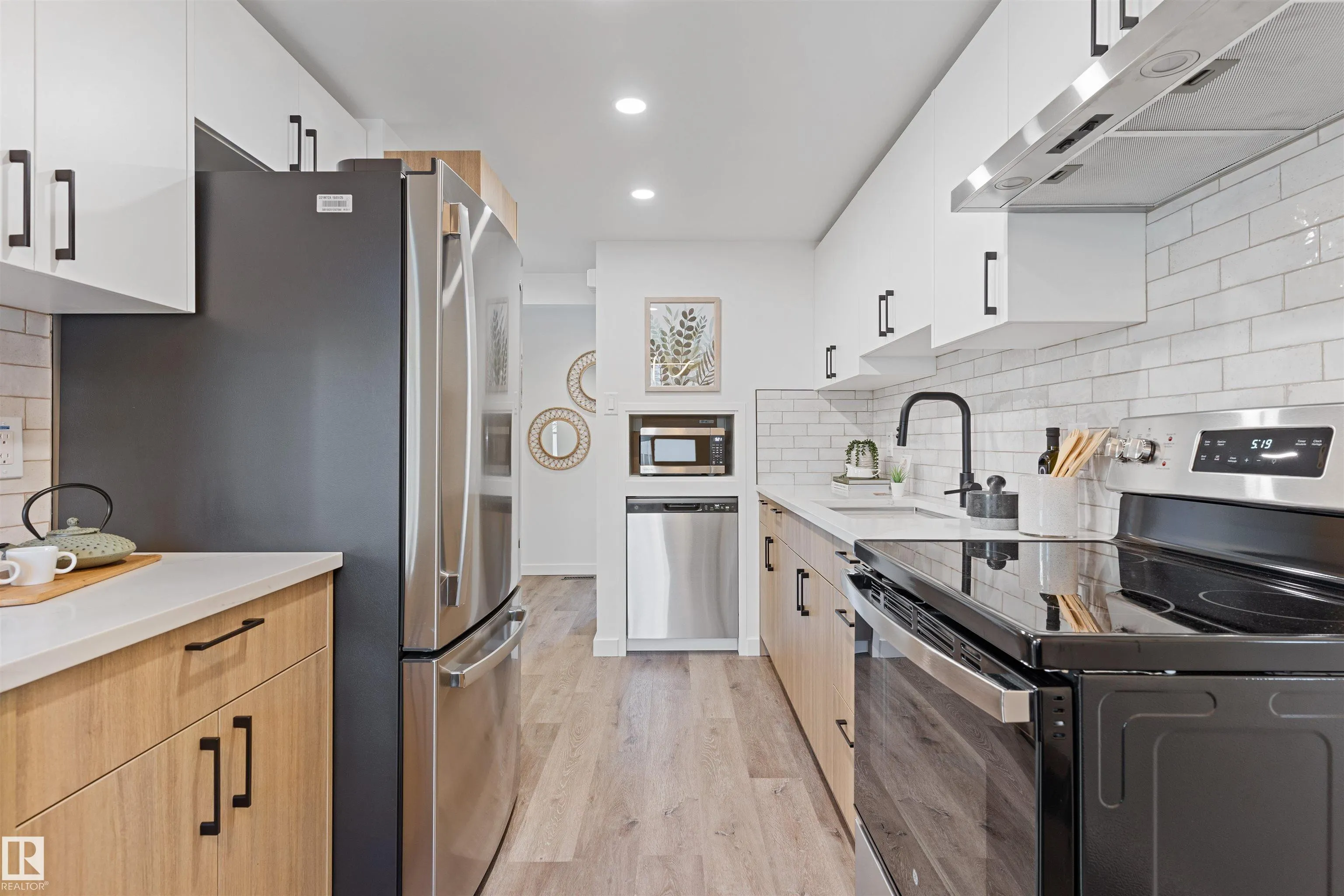 70 AMBERLY Crest
