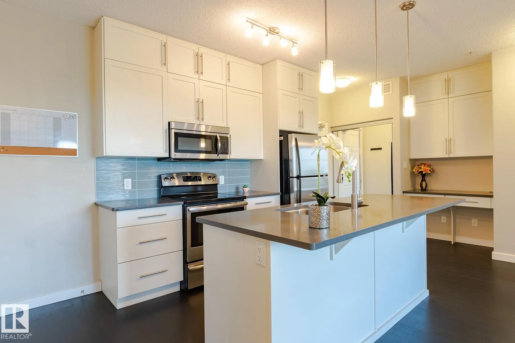 1144 ADAMSON Drive