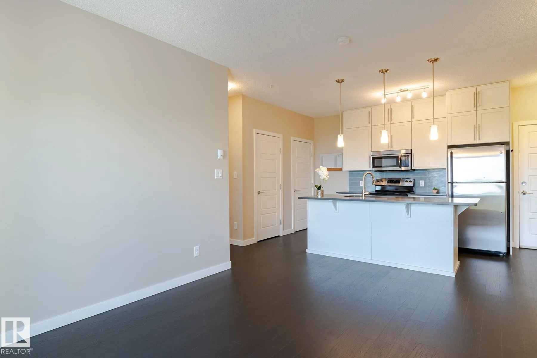 1144 ADAMSON Drive
