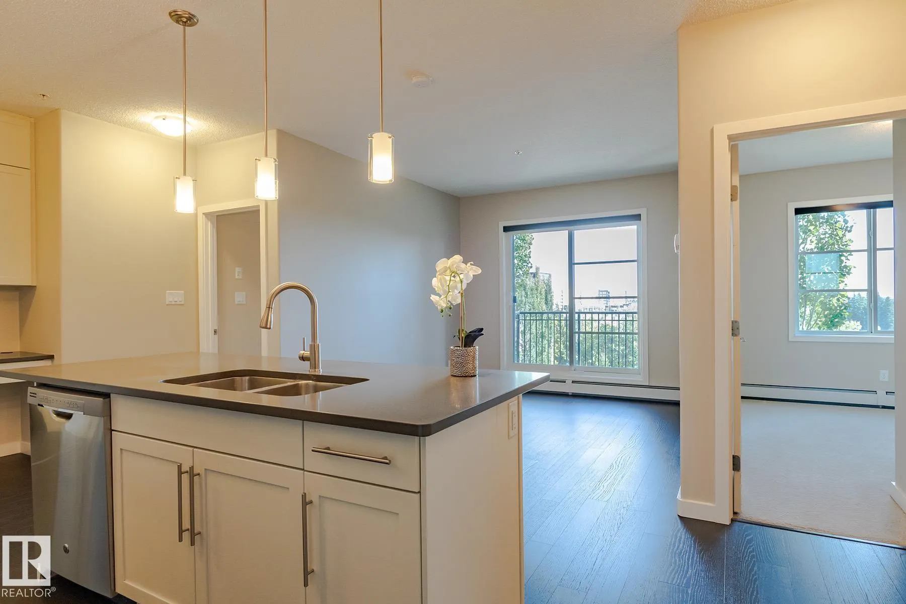 1144 ADAMSON Drive