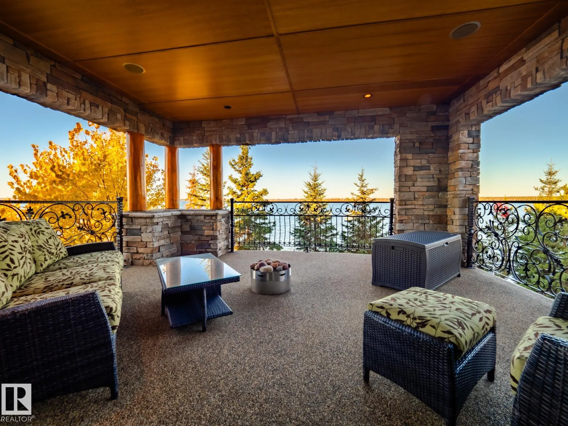 3 Eagle Drive
