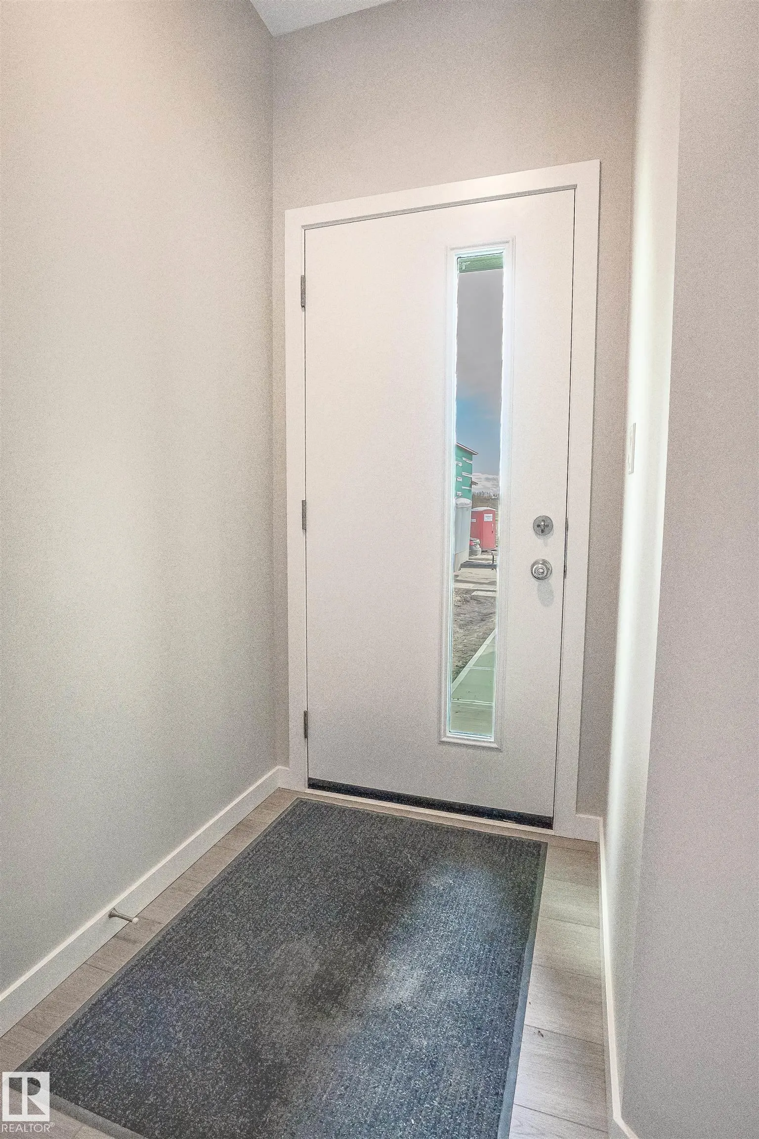 5510 HAWTHORN PASSAGE Passage