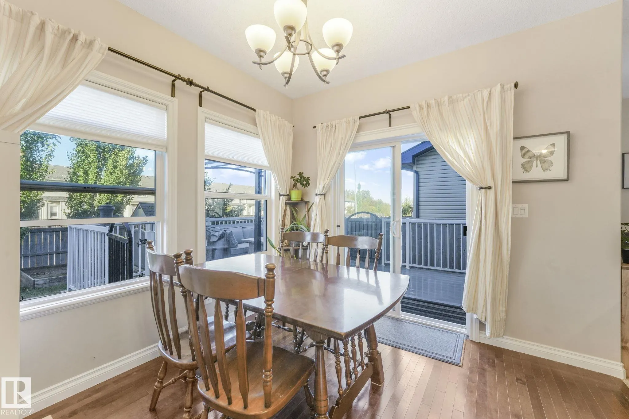 209 SILVERSTONE Crescent