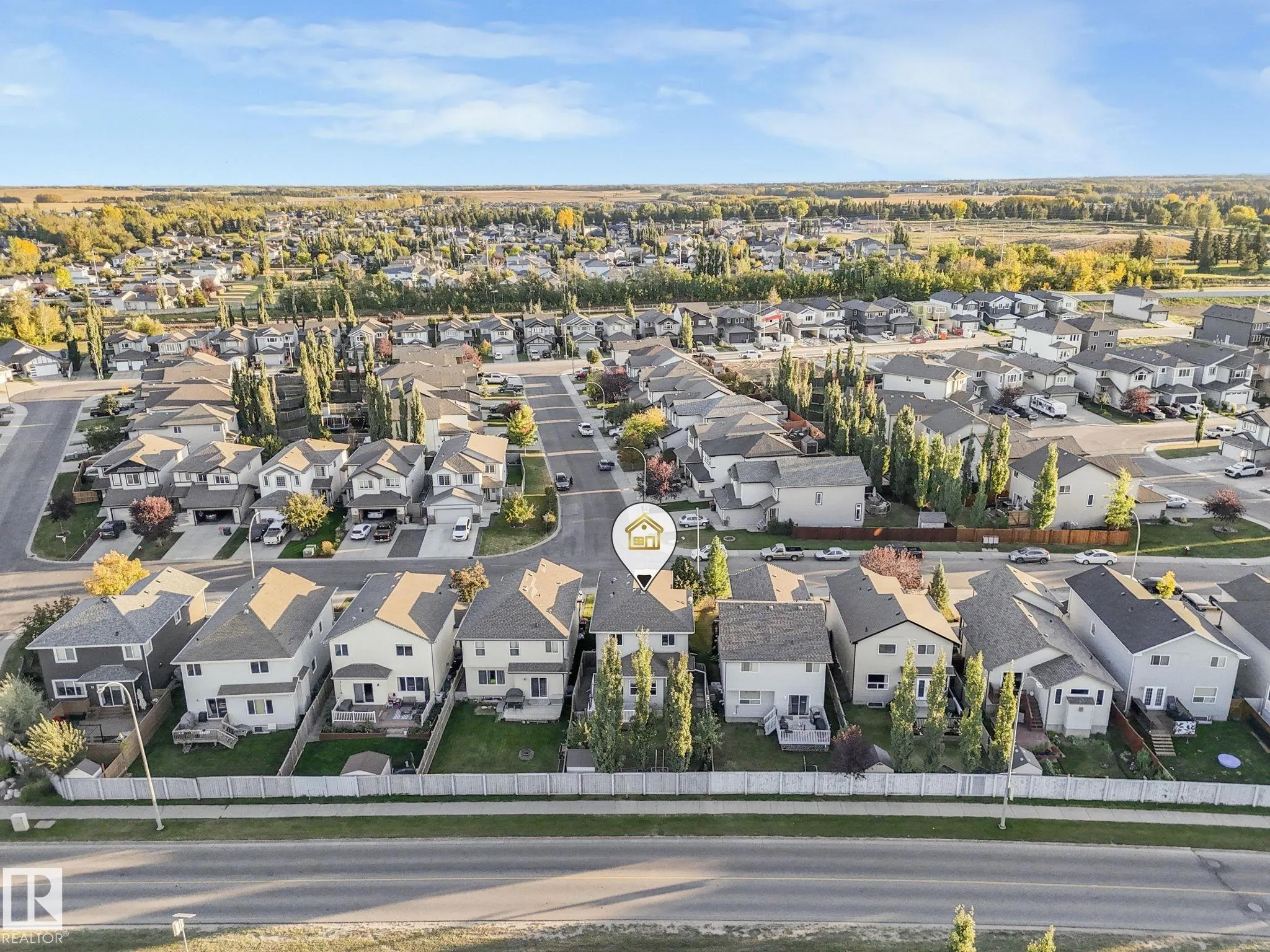 209 SILVERSTONE Crescent