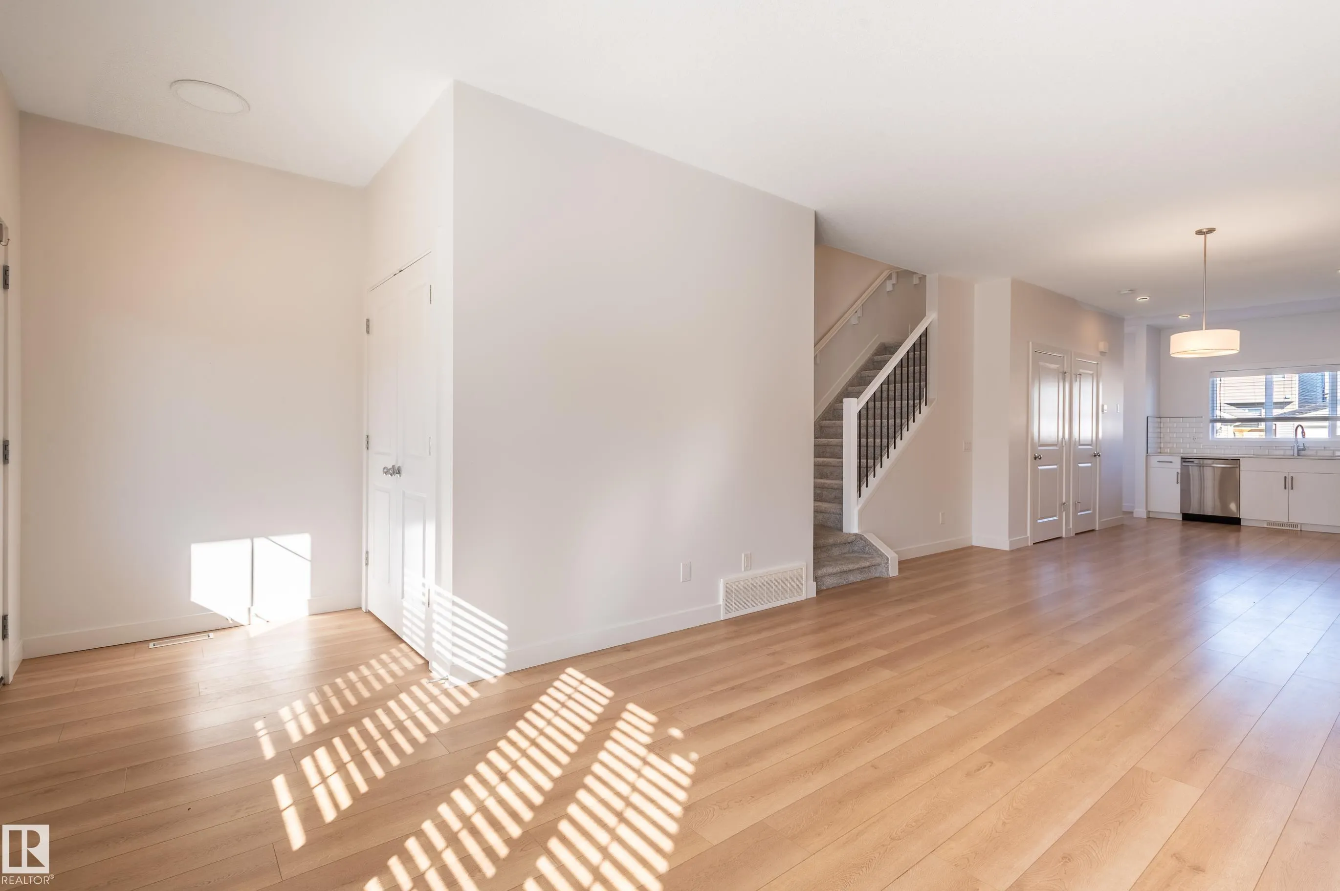 1543 Plum Circle