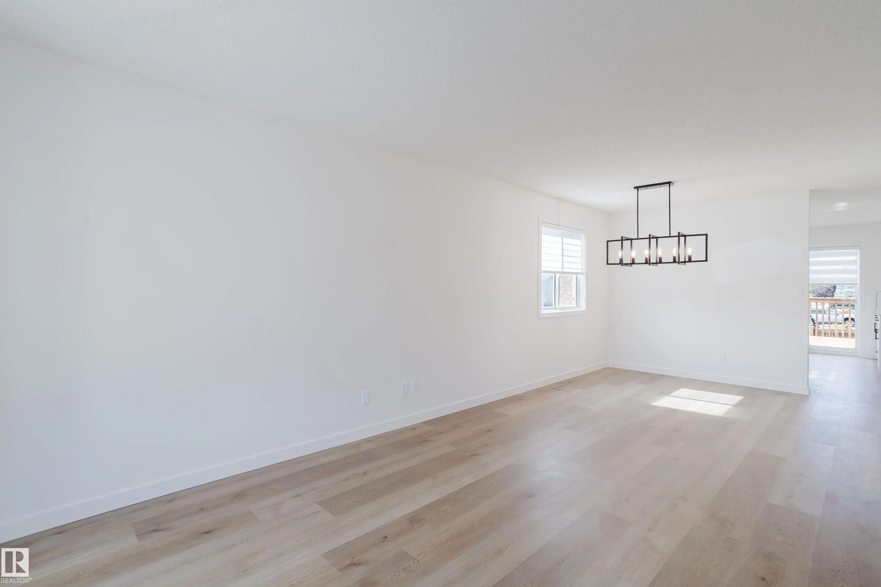 15504 133 Street