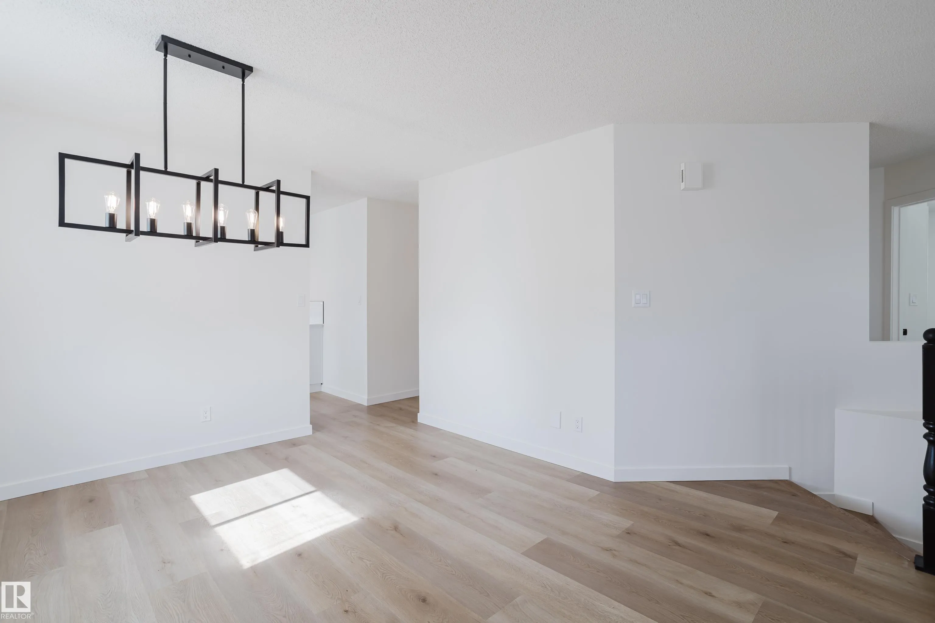 15504 133 Street