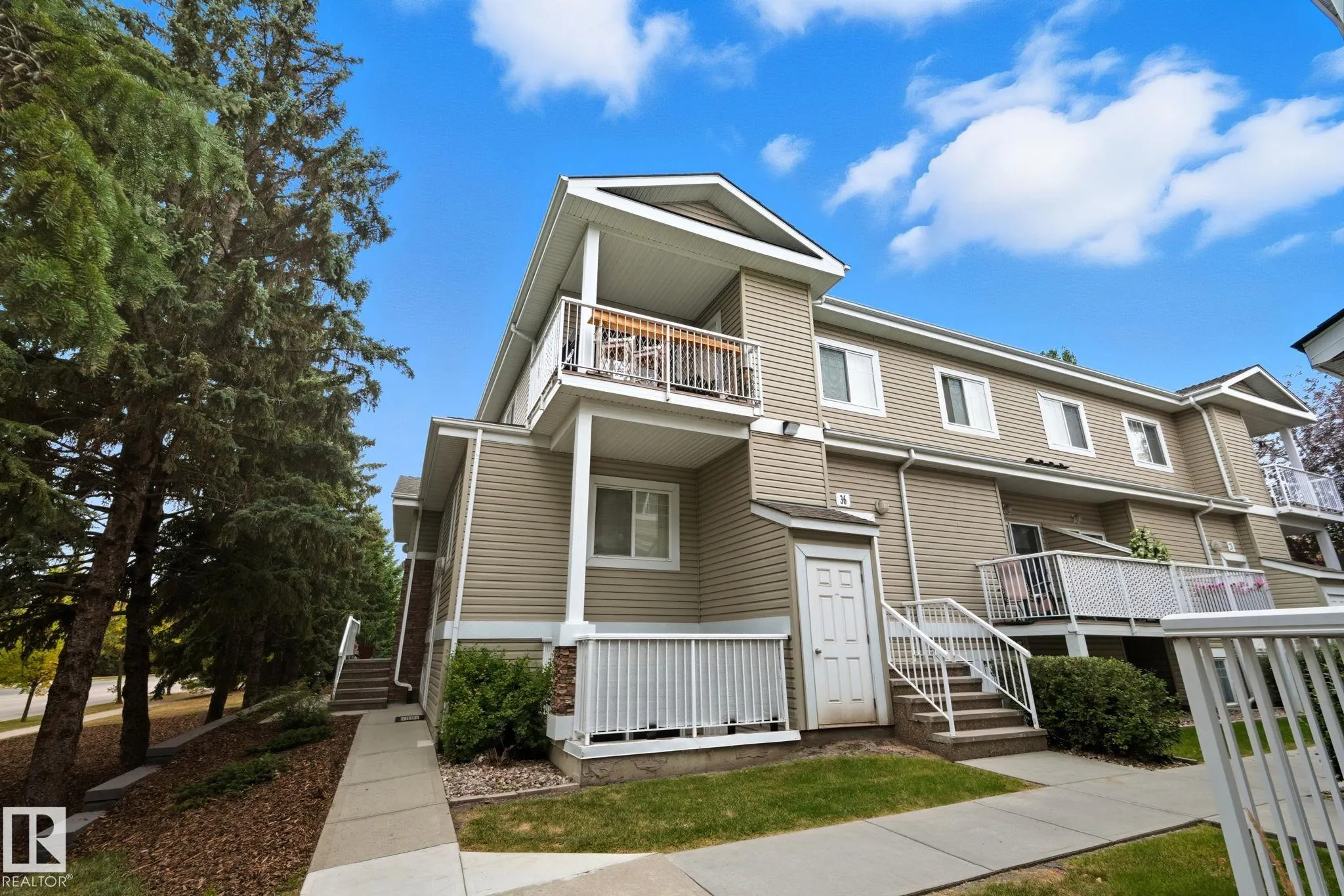 79 BELLEROSE Drive