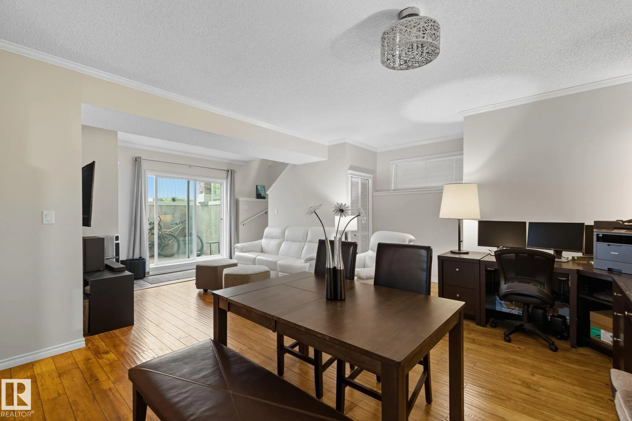 79 BELLEROSE Drive