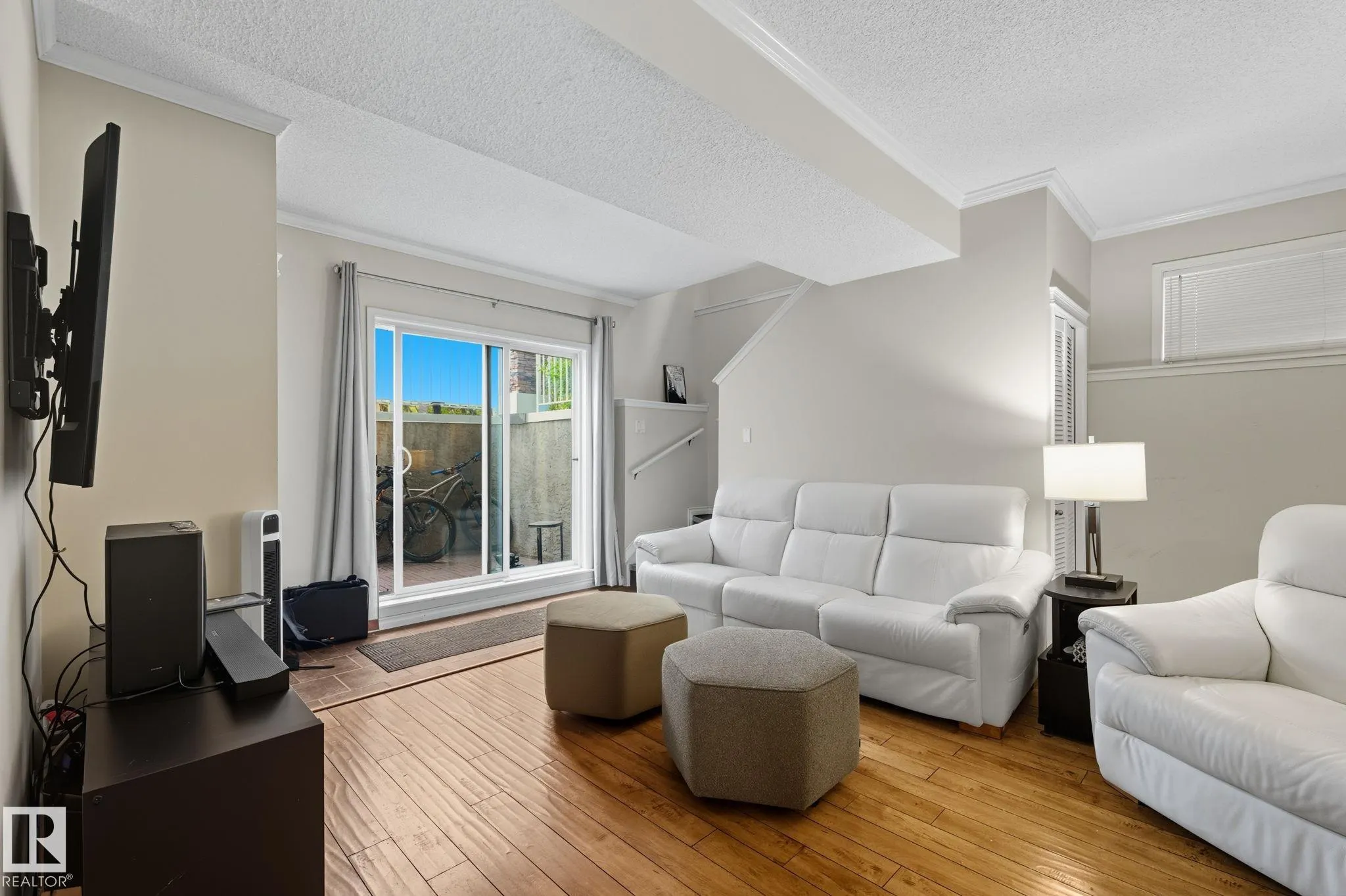 79 BELLEROSE Drive