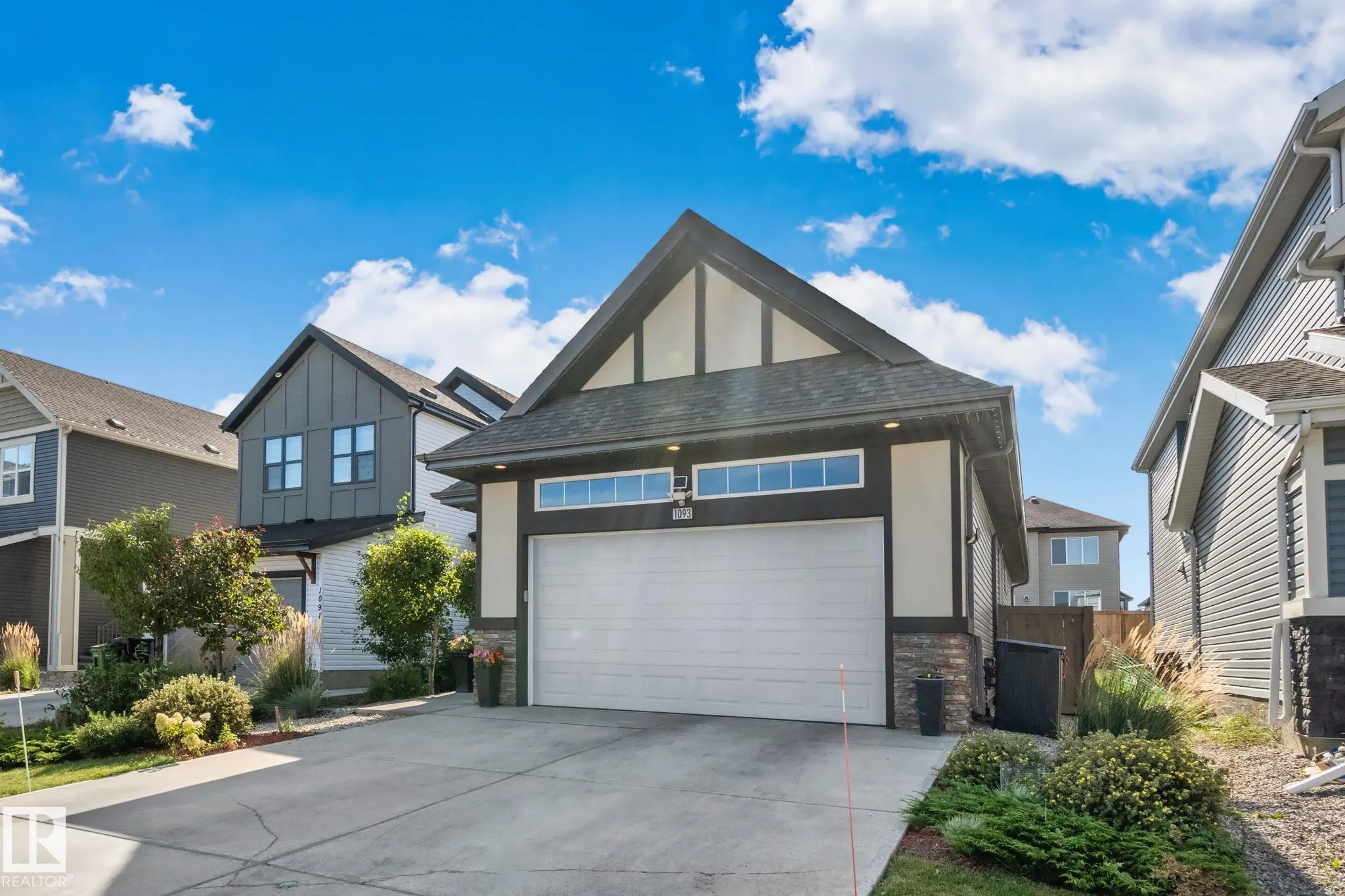 1093 SECORD PROMENADE Promenade