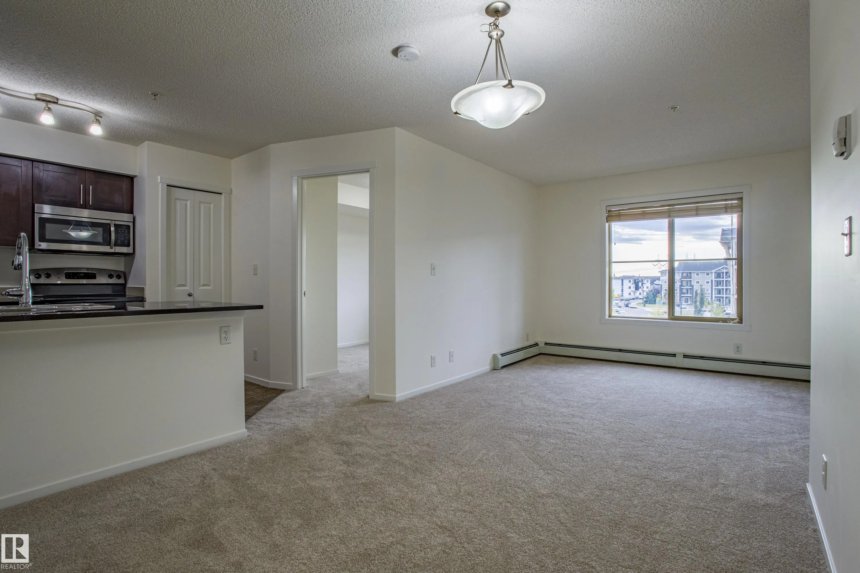 5804 MULLEN Place