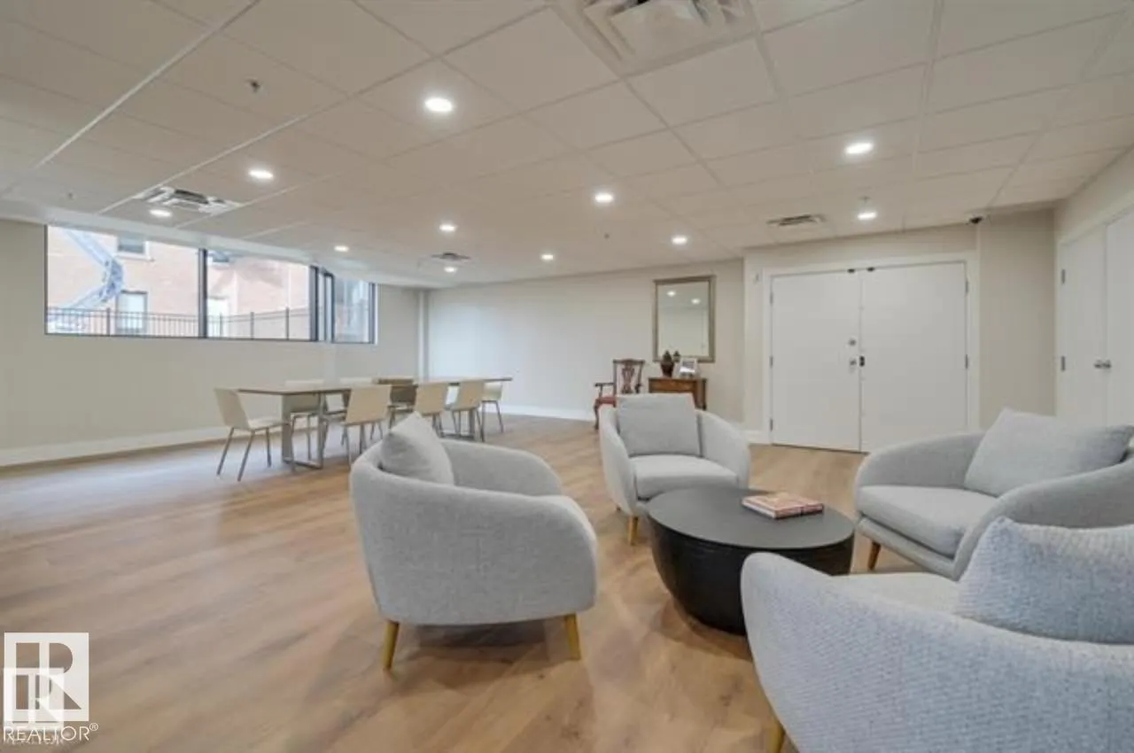 11503 100 Avenue
