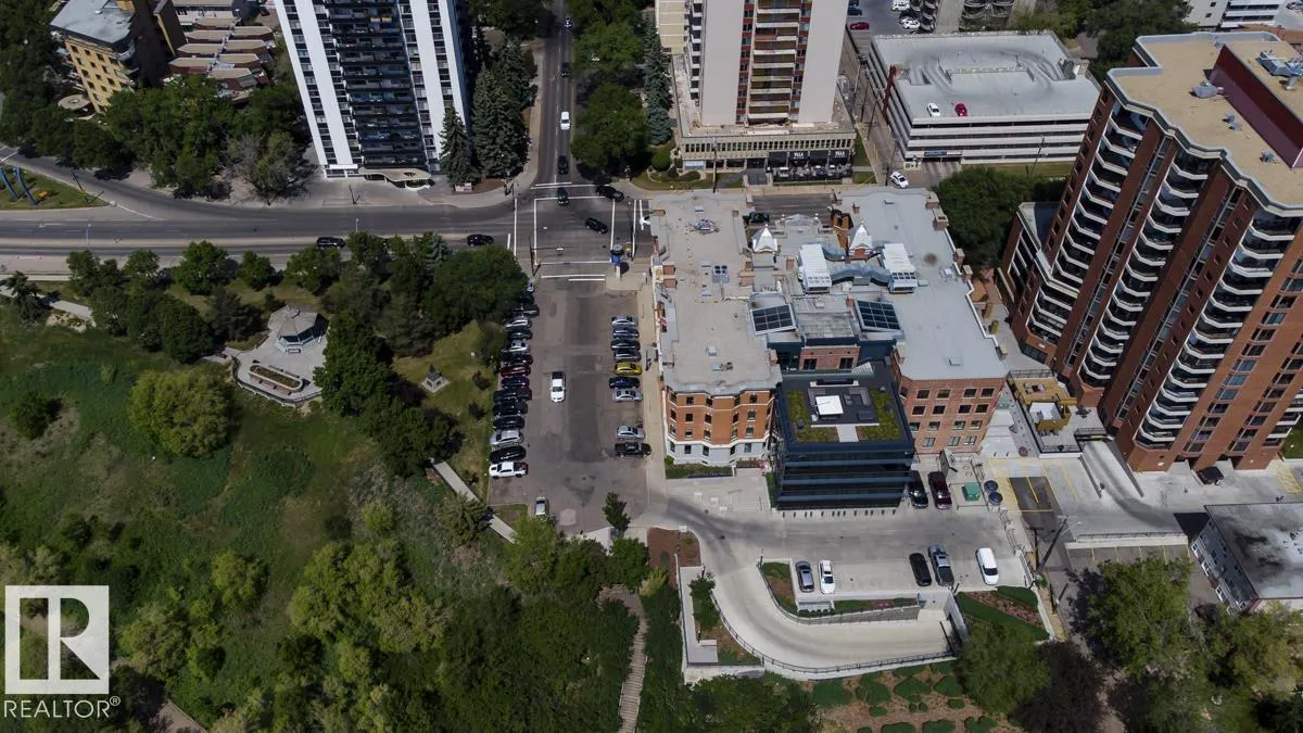 11503 100 Avenue