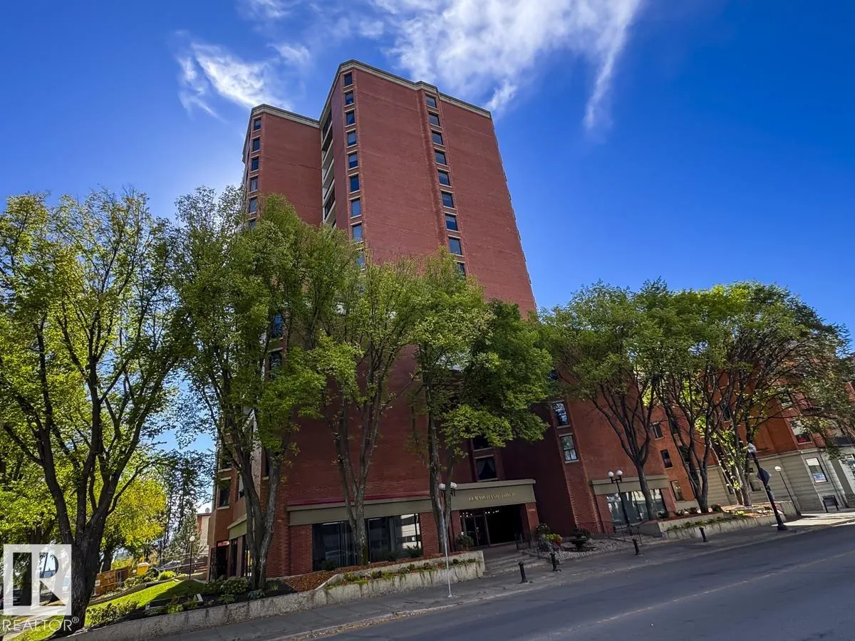 11503 100 Avenue