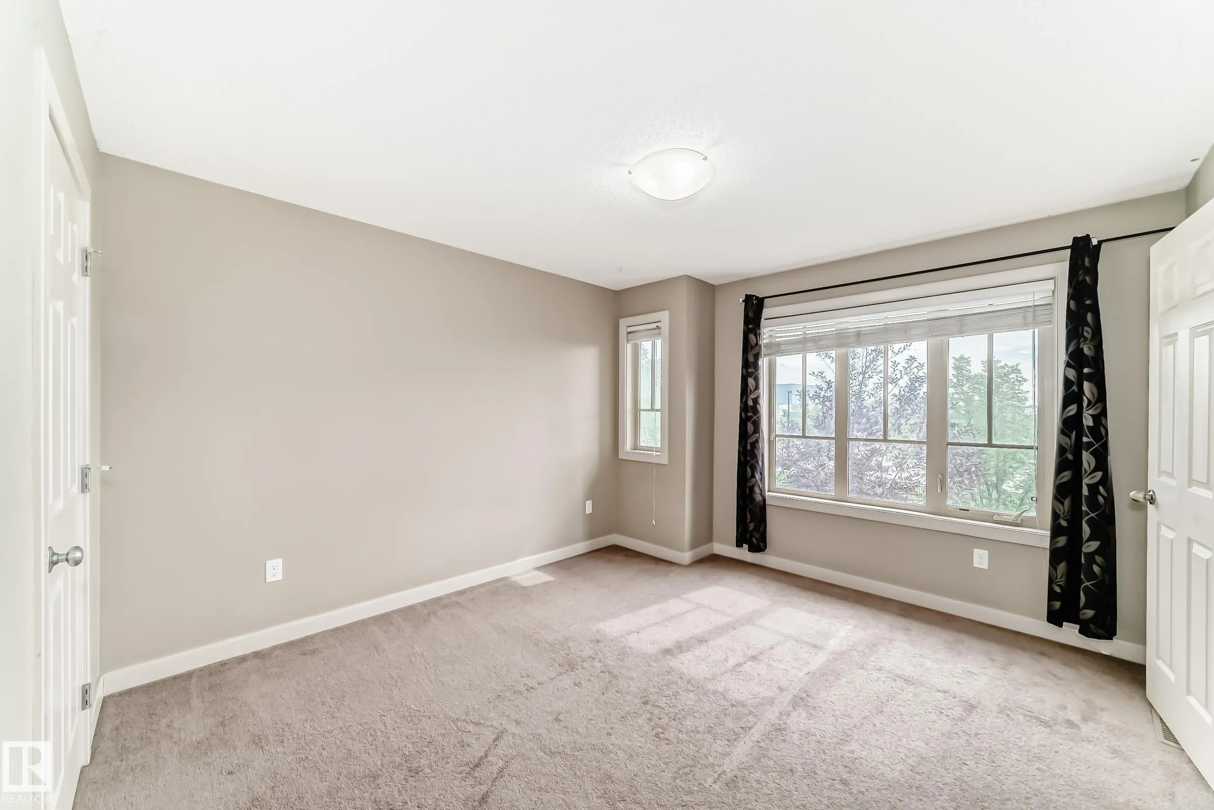 3834 ALLAN Drive