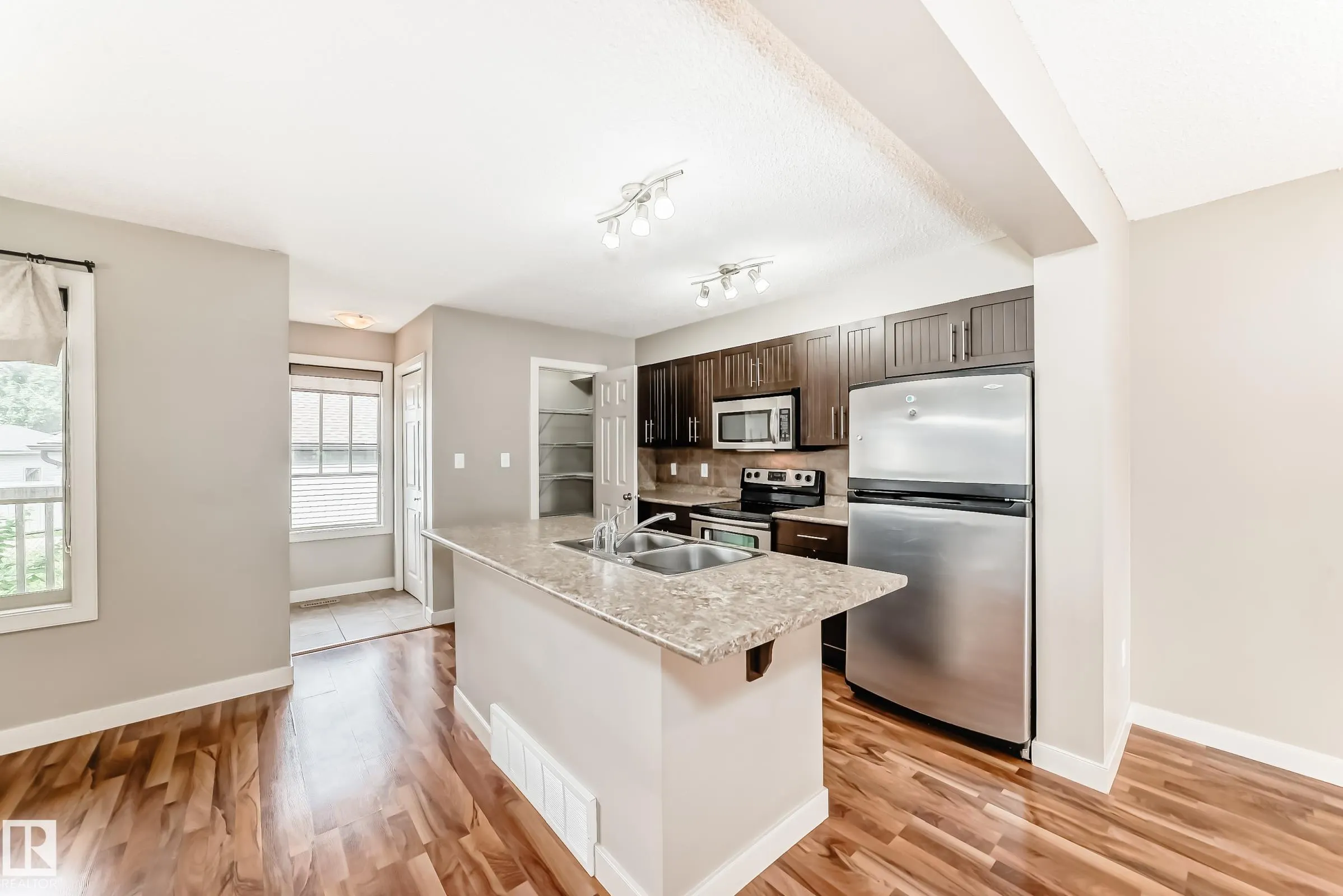 3834 ALLAN Drive