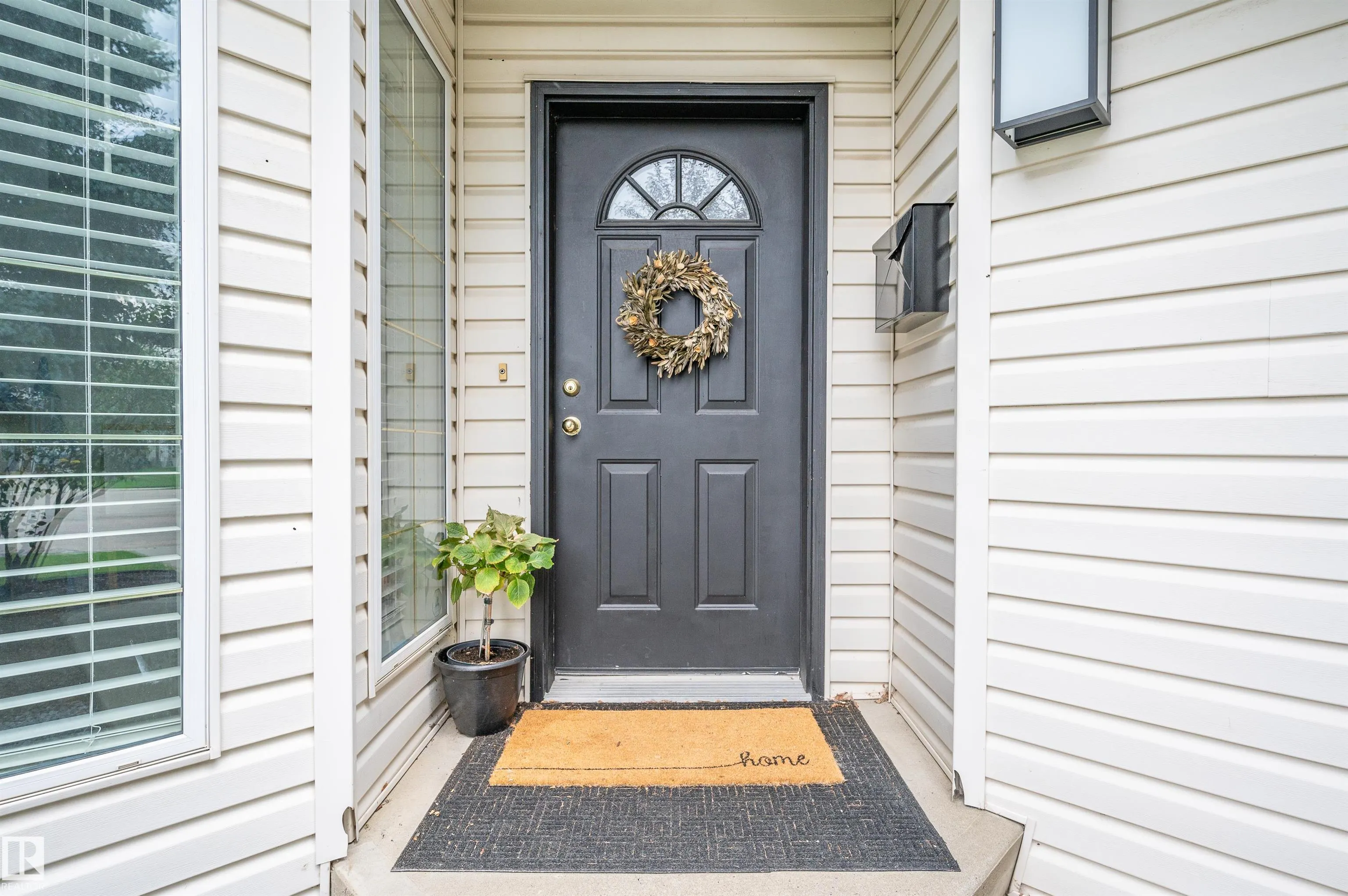 34 FOXBORO Close