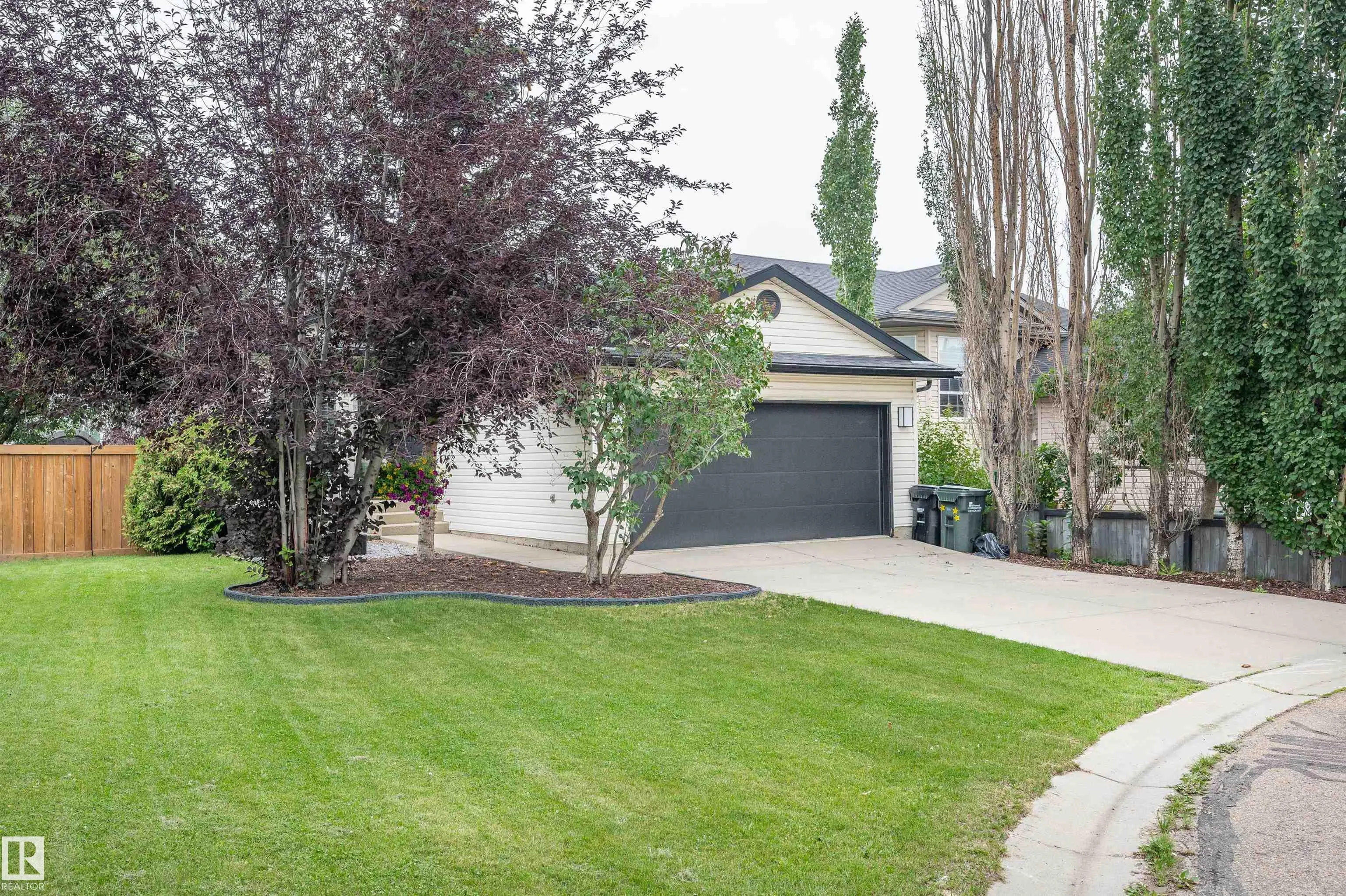 34 FOXBORO Close