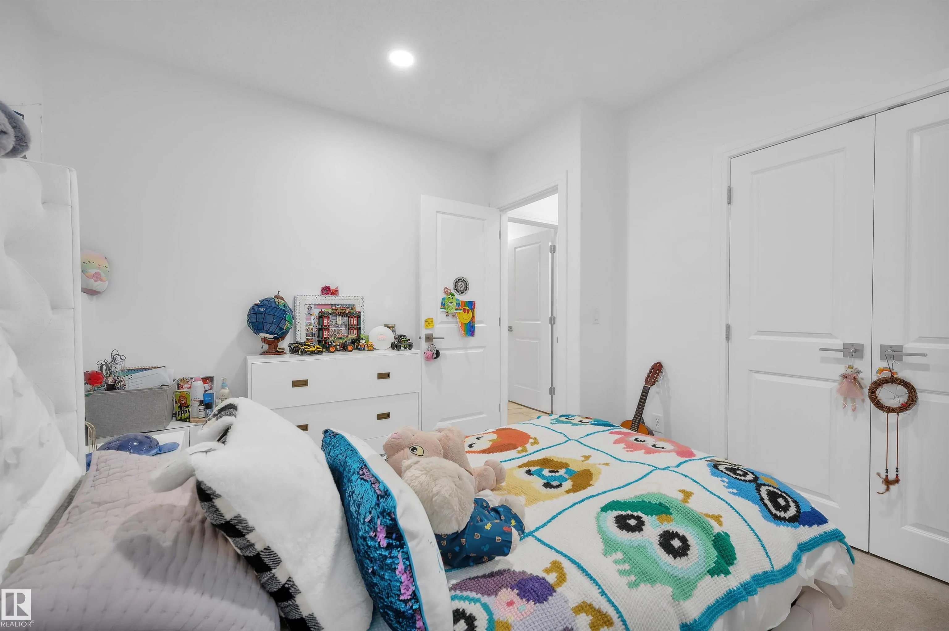 34 FOXBORO Close