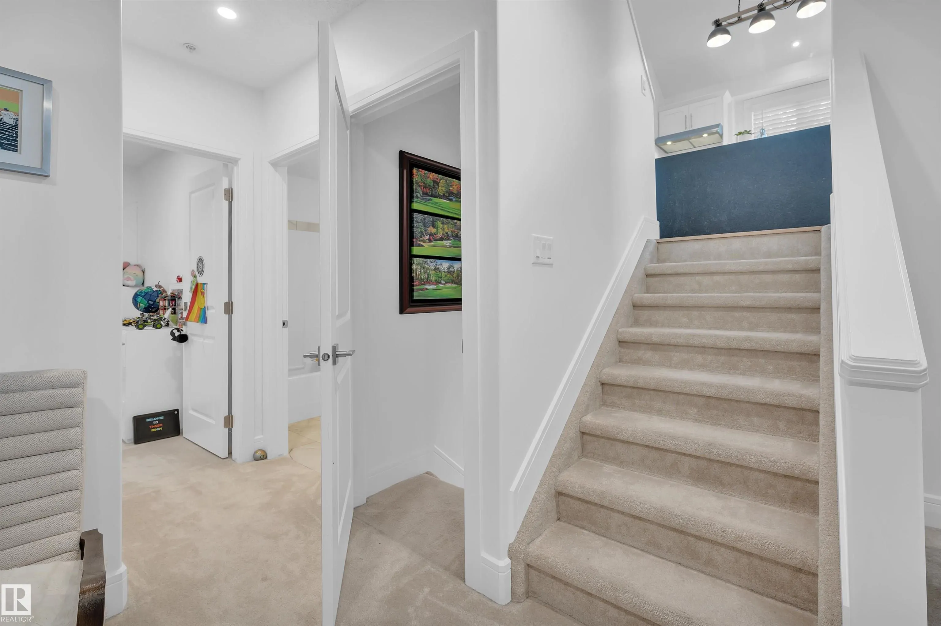 34 FOXBORO Close